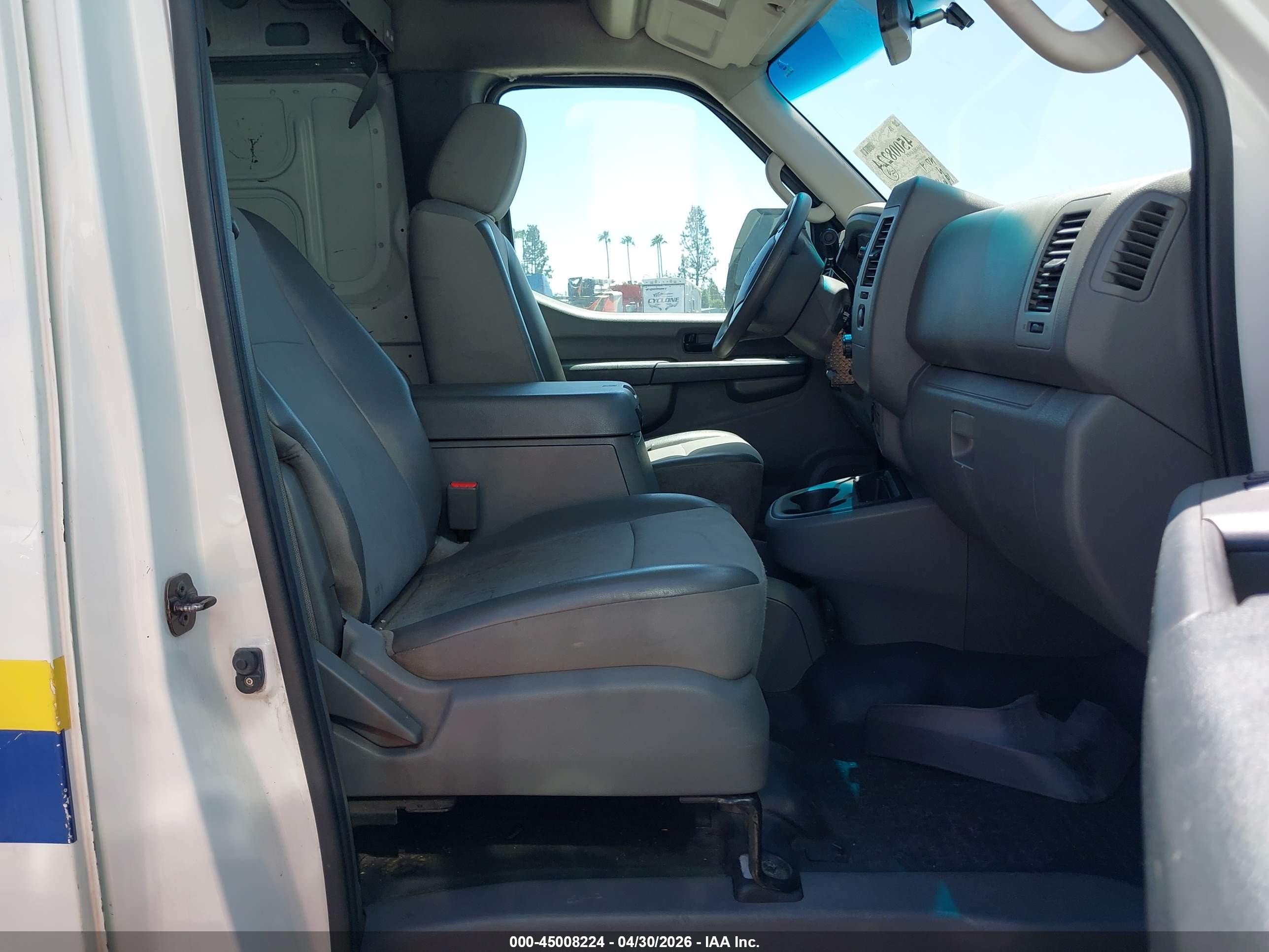 2013 Nissan Nv Cargo Nv2500 Hd S V6 White vin: 1N6BF0LX1DN103949