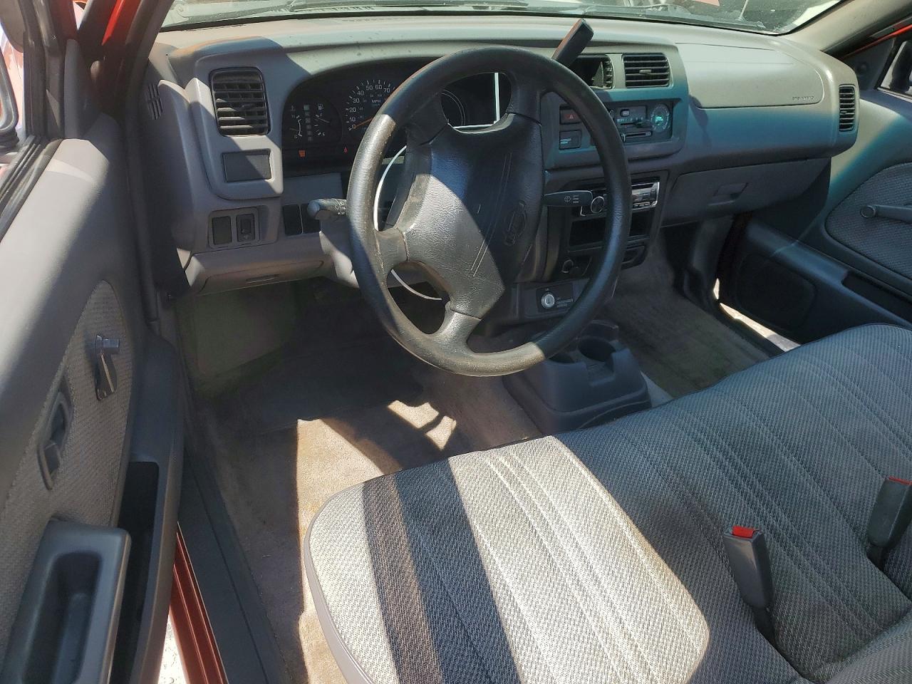 1998 Nissan Frontier Xe Оранжевый vin: 1N6DD21S1WC302094