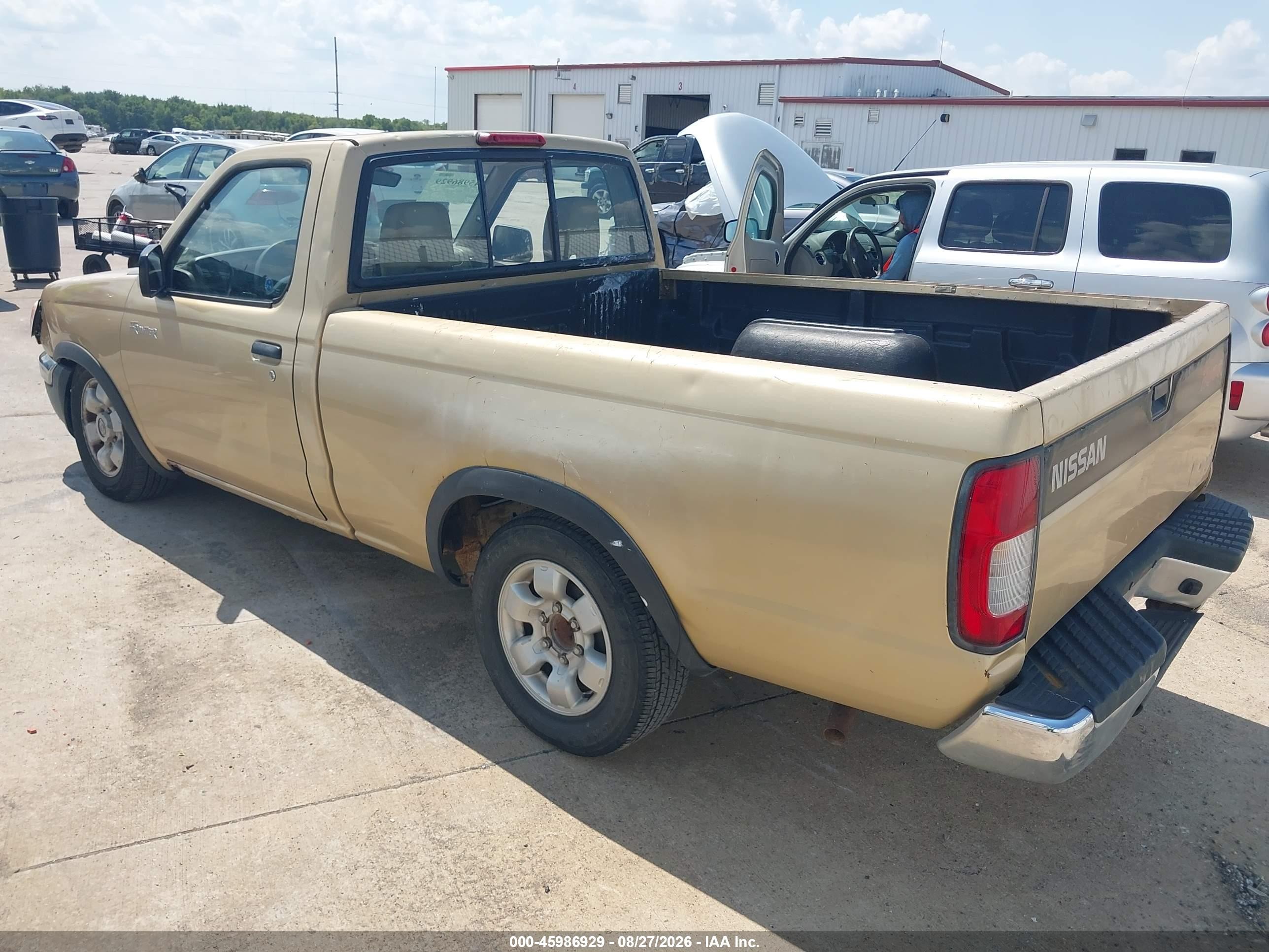 1998 Nissan Frontier Standard/xe Gold vin: 1N6DD21S1WC307702