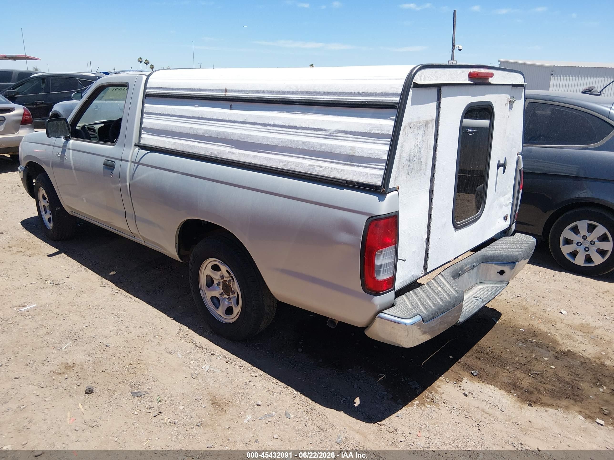 1999 Nissan Frontier Xe Silver vin: 1N6DD21S2XC330570