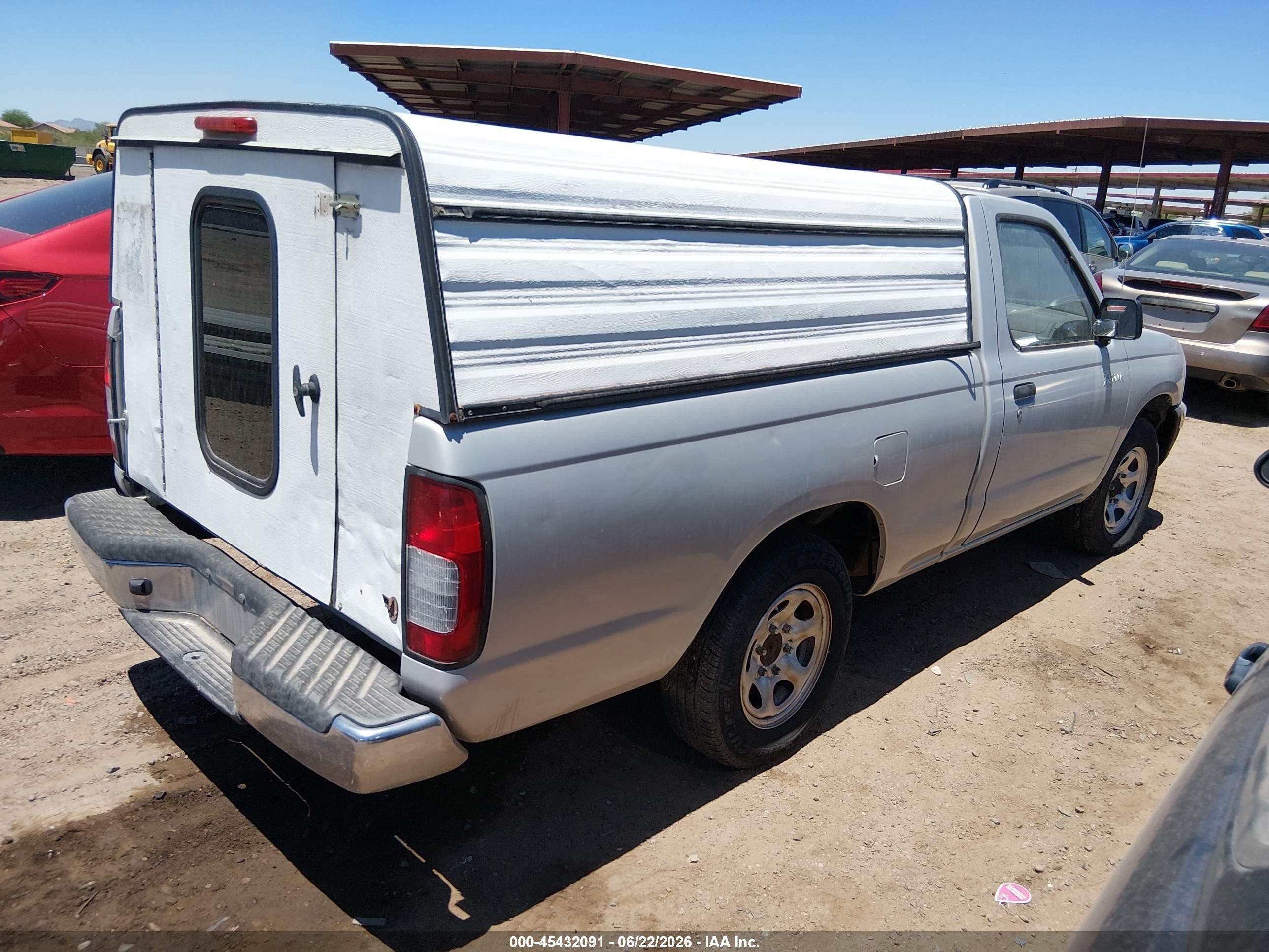 1999 Nissan Frontier Xe Silver vin: 1N6DD21S2XC330570