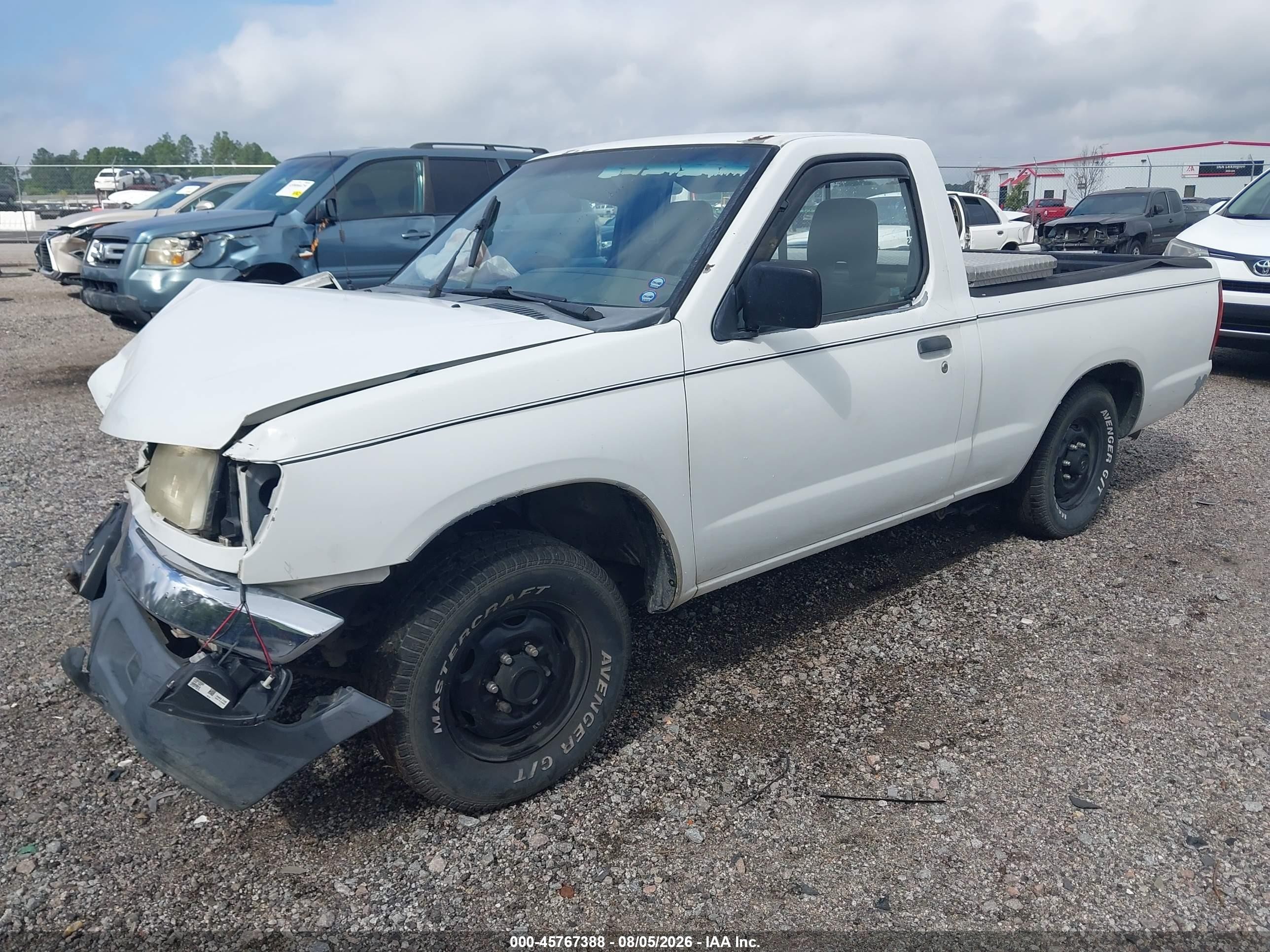 1998 Nissan Frontier Standard/xe White vin: 1N6DD21S4WC344338
