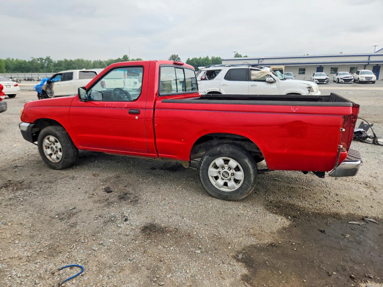 1999 Nissan Frontier Xe Красный vin: 1N6DD21S7XC302747