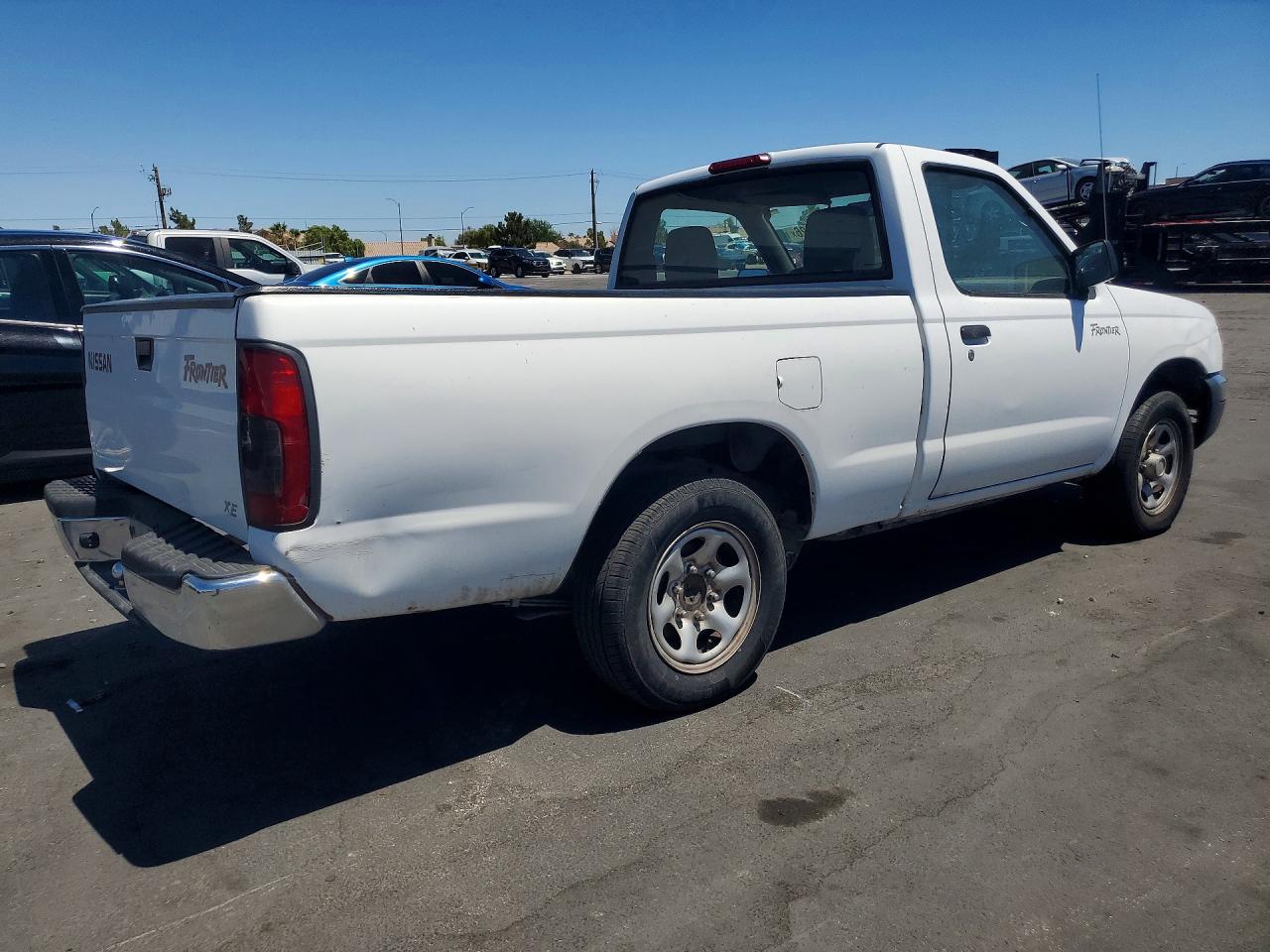 2000 Nissan Frontier Xe Белый vin: 1N6DD21S7YC404969