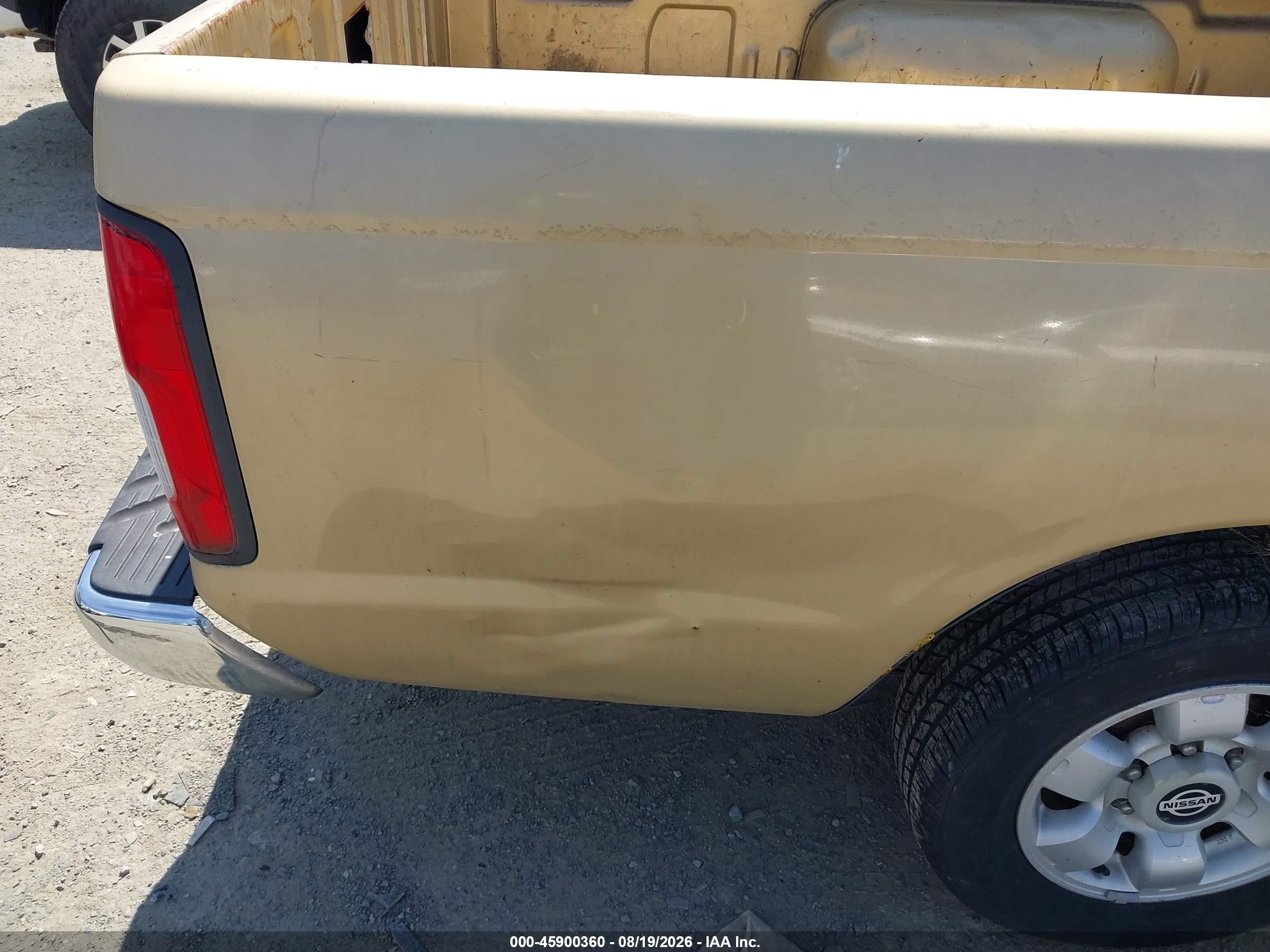 1998 Nissan Frontier Standard/xe Gold vin: 1N6DD21S8WC339241