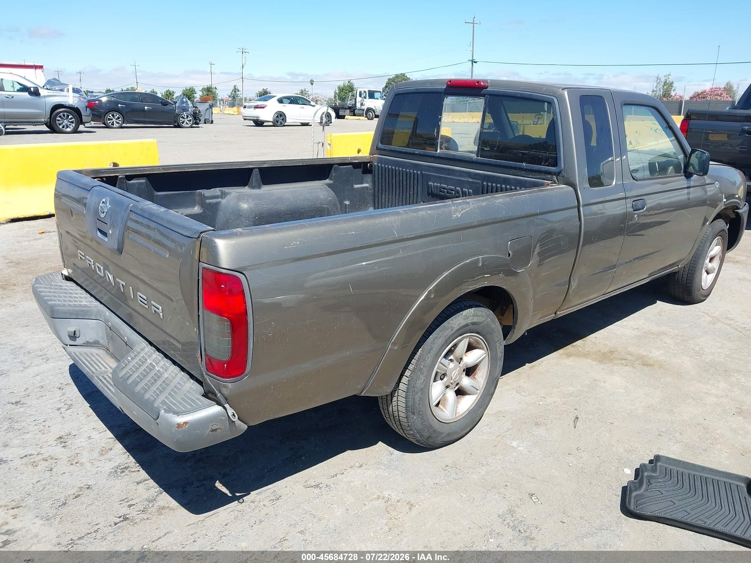 2001 Nissan Frontier Xe Gold vin: 1N6DD26S01C350087