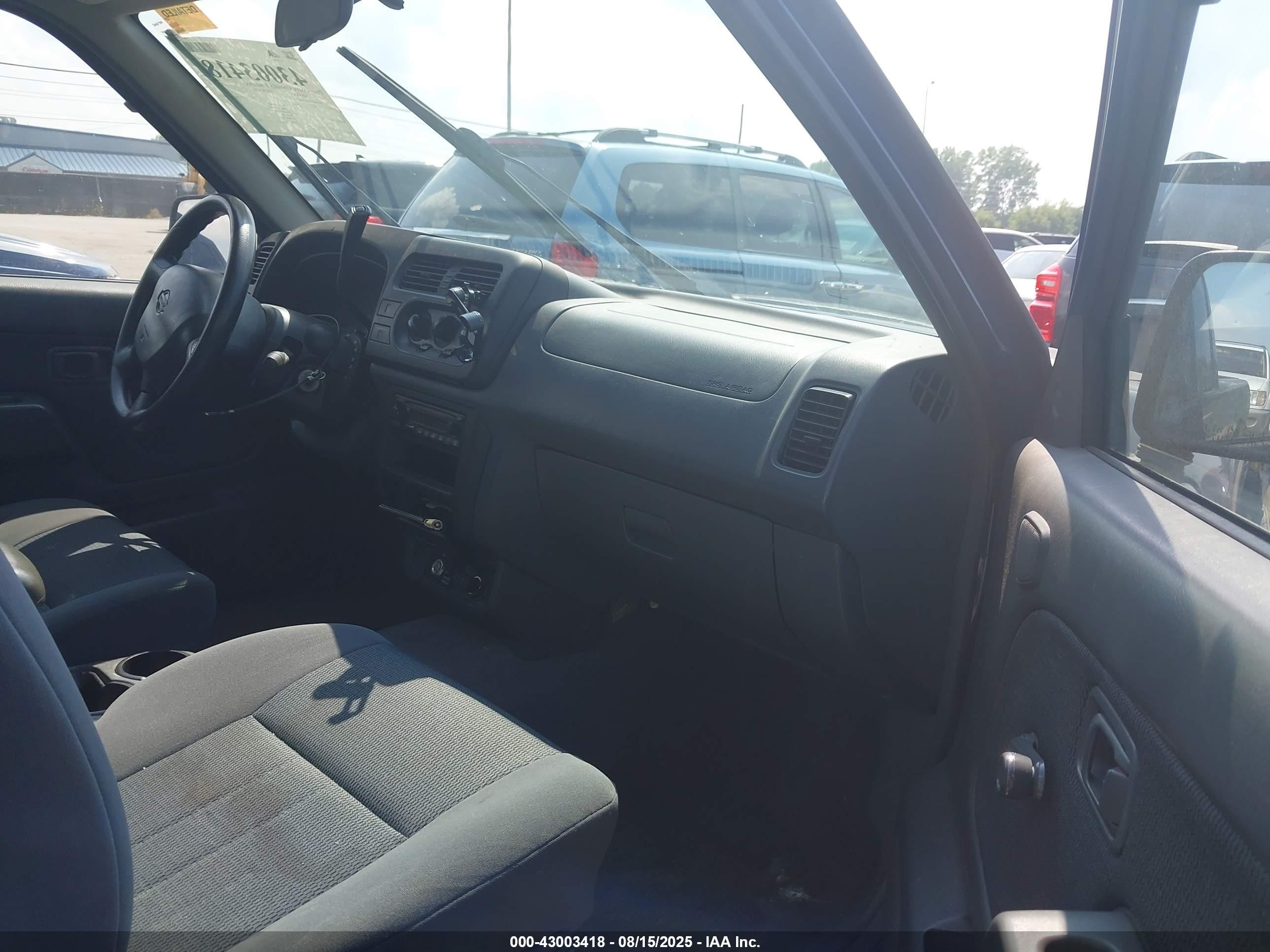 2001 Nissan Frontier Xe Blue vin: 1N6DD26S01C376527