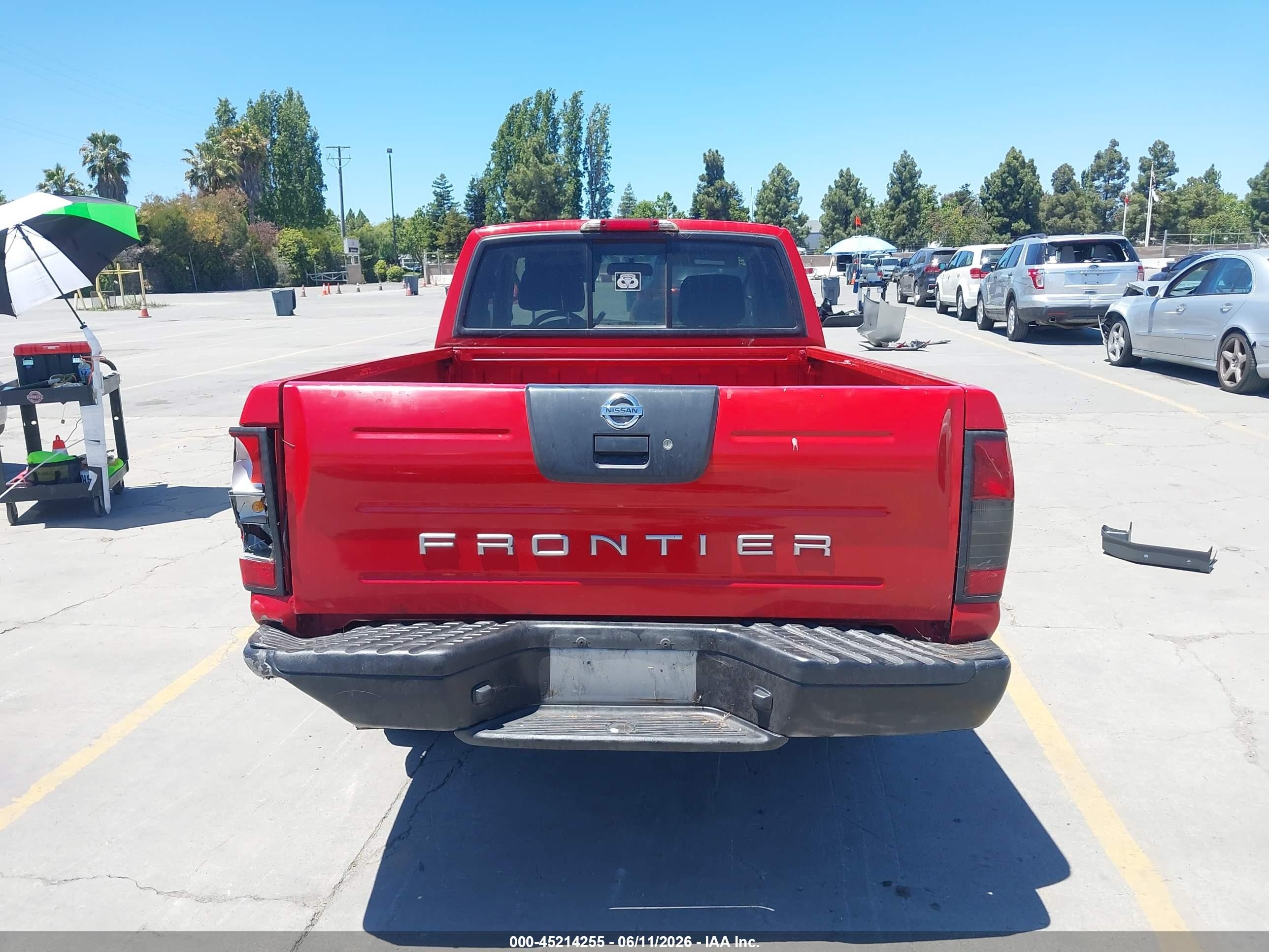 2002 Nissan Frontier Xe Red vin: 1N6DD26S02C322663