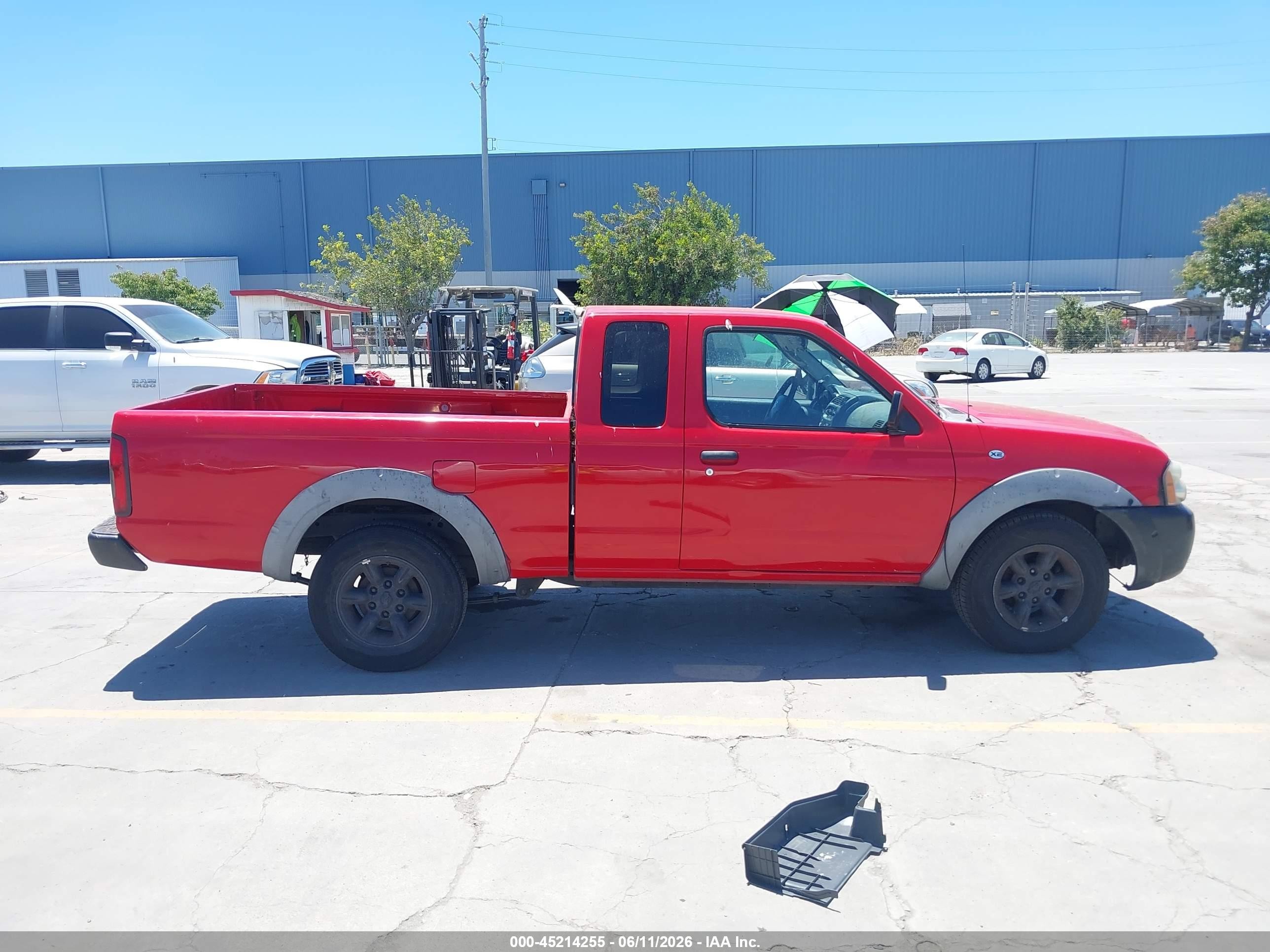 2002 Nissan Frontier Xe Red vin: 1N6DD26S02C322663