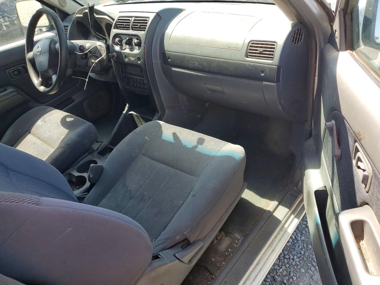 2002 Nissan Frontier King Cab Xe Silver vin: 1N6DD26S02C346820