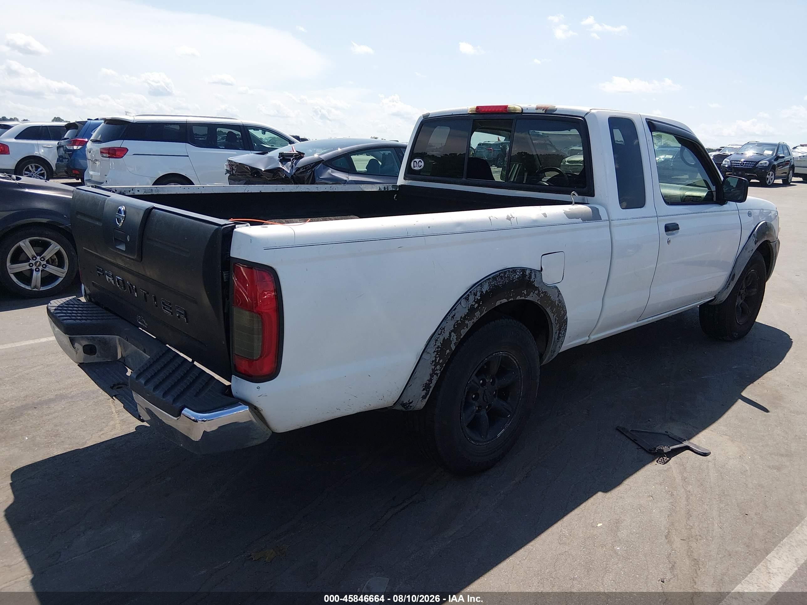 2002 Nissan Frontier Xe White vin: 1N6DD26S02C358630