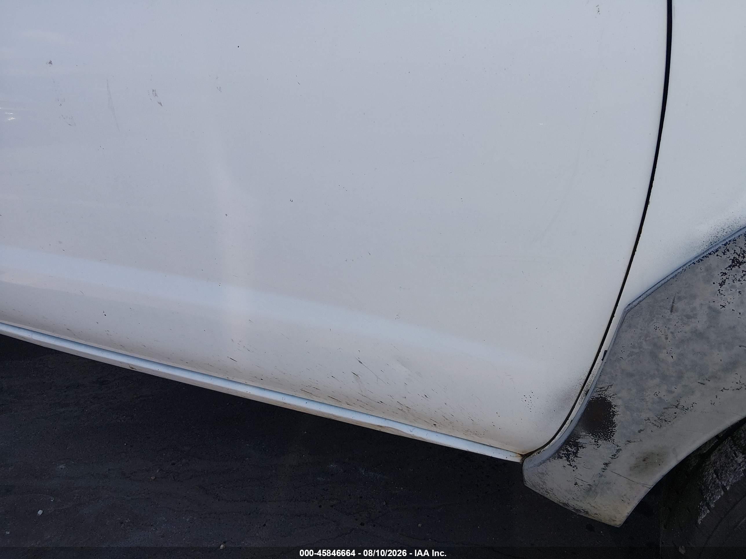2002 Nissan Frontier Xe White vin: 1N6DD26S02C358630