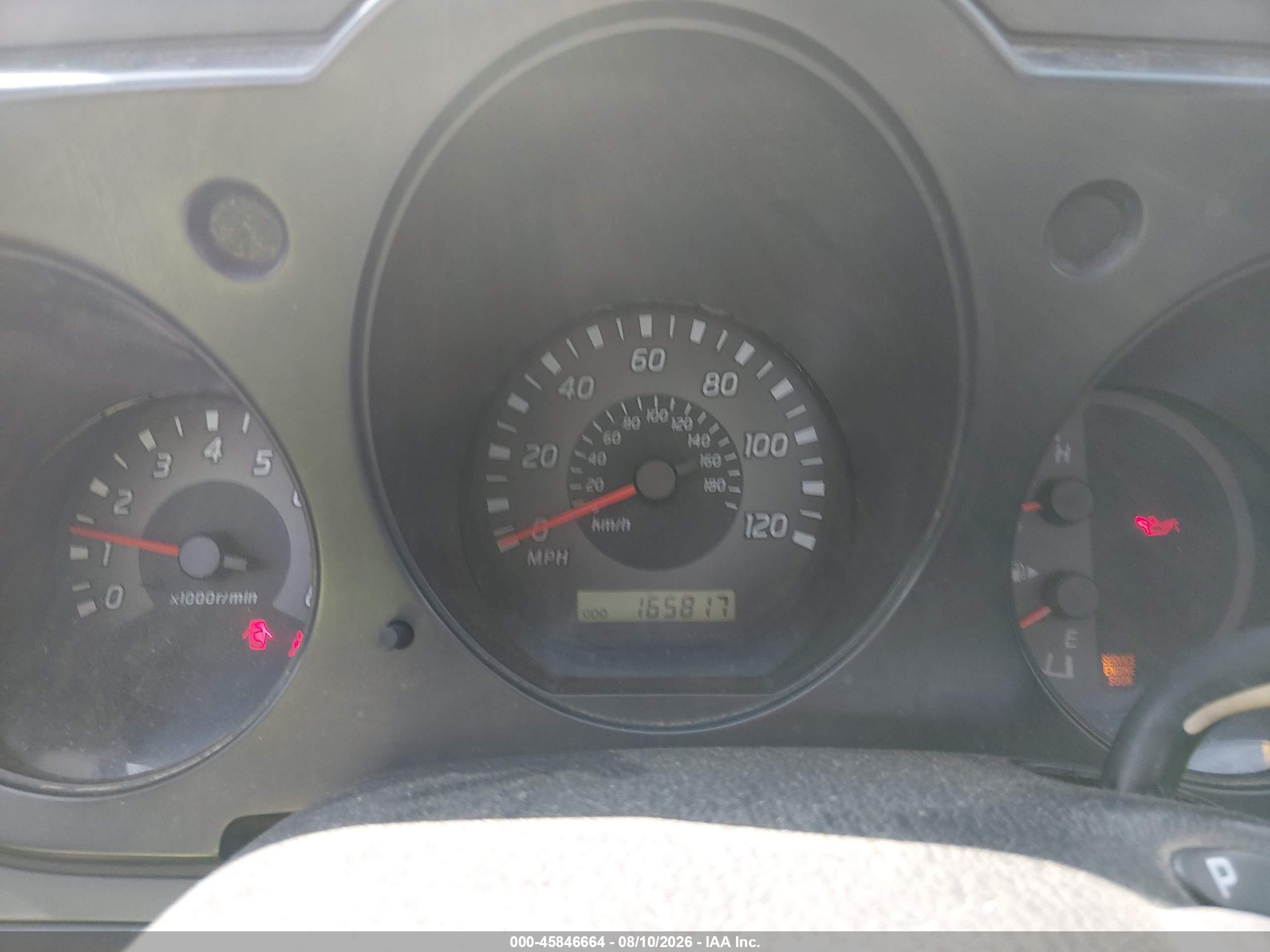 2002 Nissan Frontier Xe White vin: 1N6DD26S02C358630