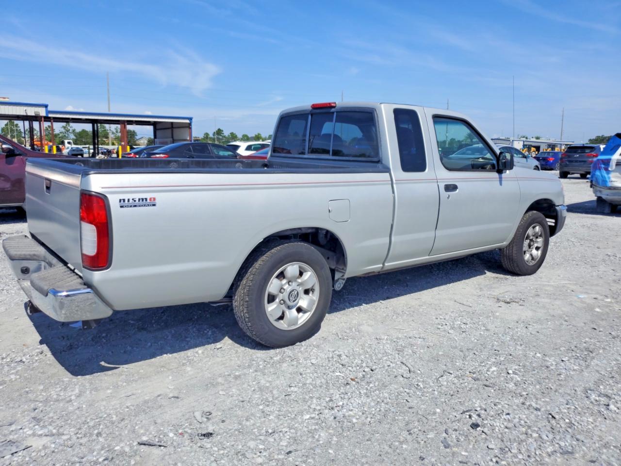 1999 Nissan Frontier Xe Silver vin: 1N6DD26S0XC301609