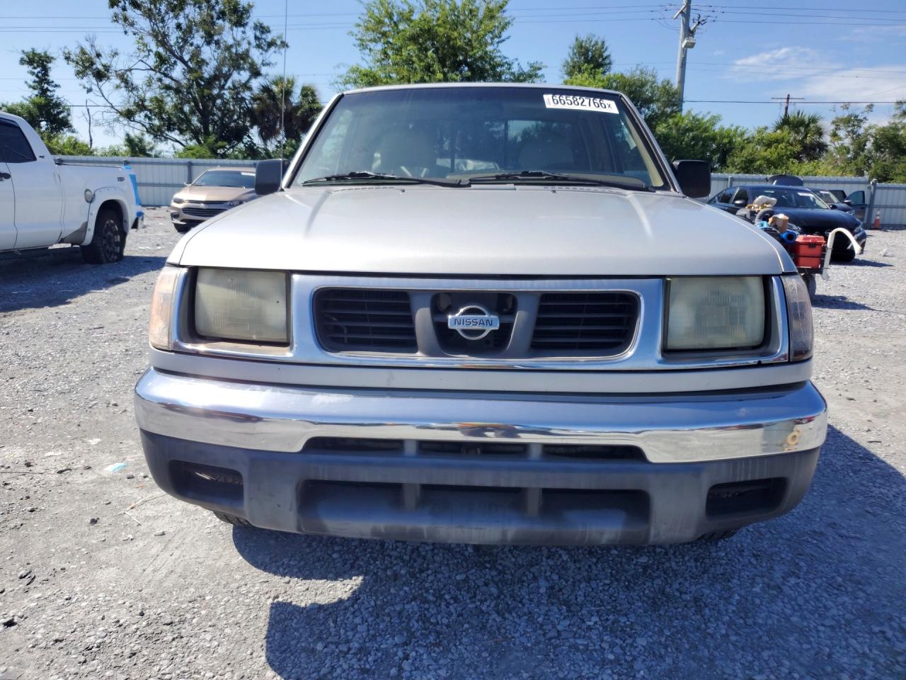1999 Nissan Frontier Xe Silver vin: 1N6DD26S0XC301609