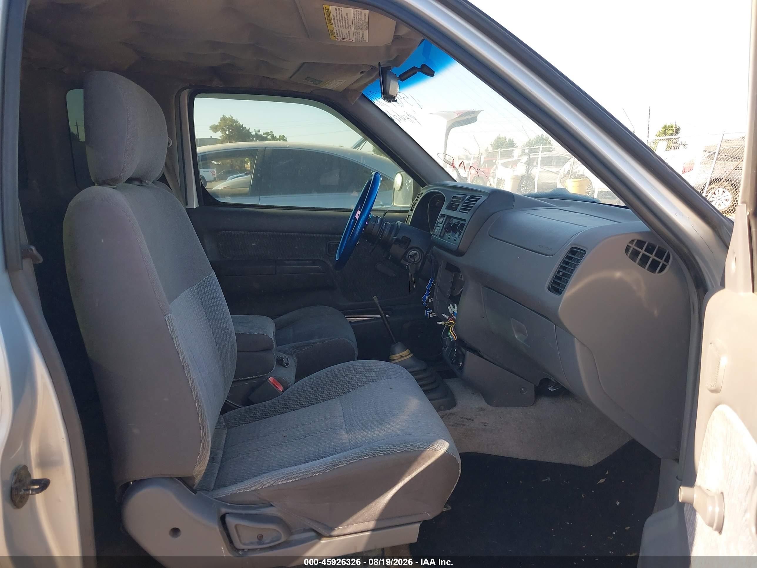 2000 Nissan Frontier Xe Gray vin: 1N6DD26S0YC355669