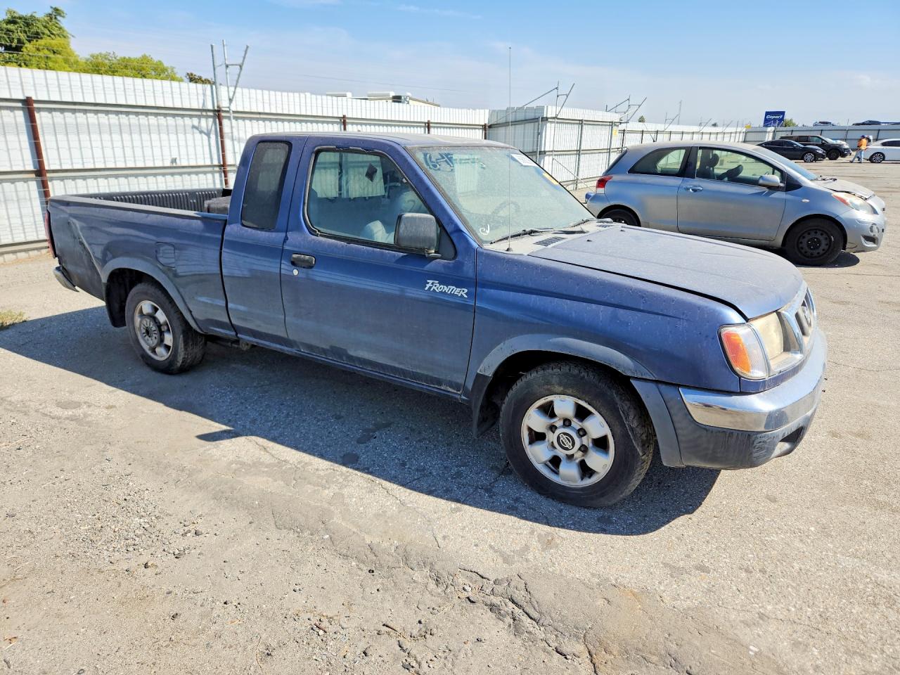 2000 Nissan Frontier Xe Blue vin: 1N6DD26S0YC378952