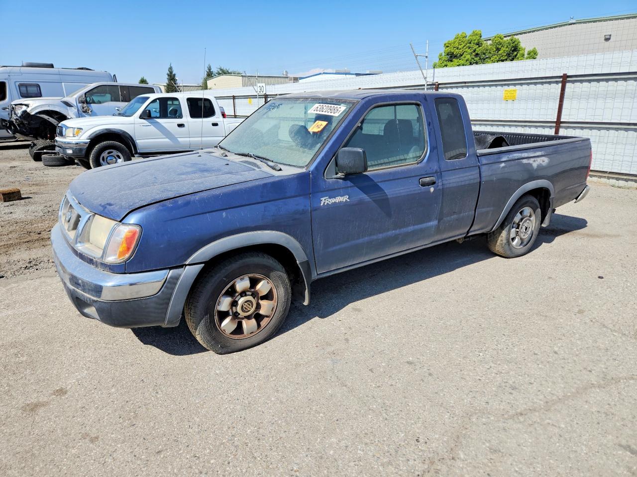 2000 Nissan Frontier Xe Blue vin: 1N6DD26S0YC378952