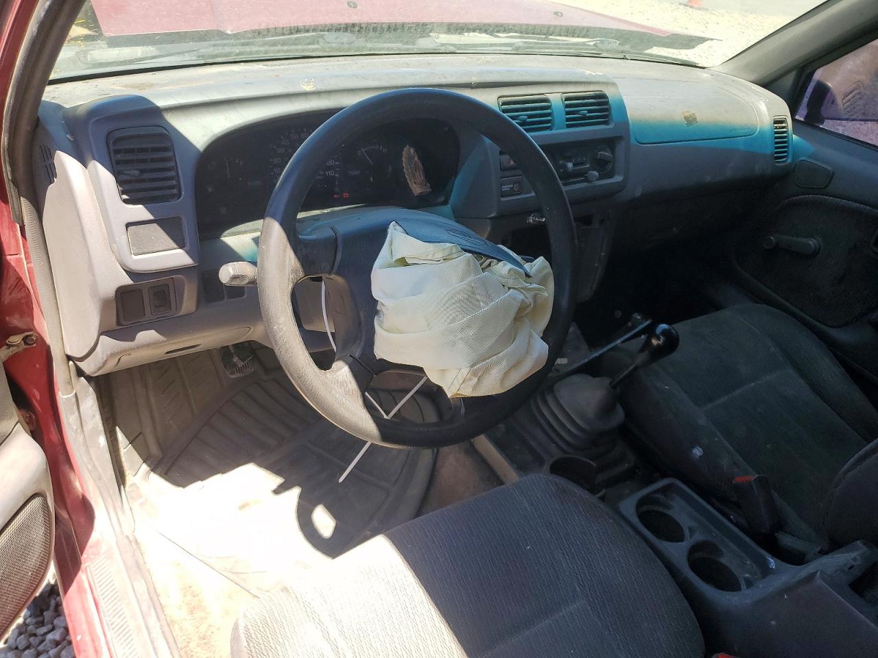 1998 Nissan Frontier Xe Red vin: 1N6DD26S1WC323682