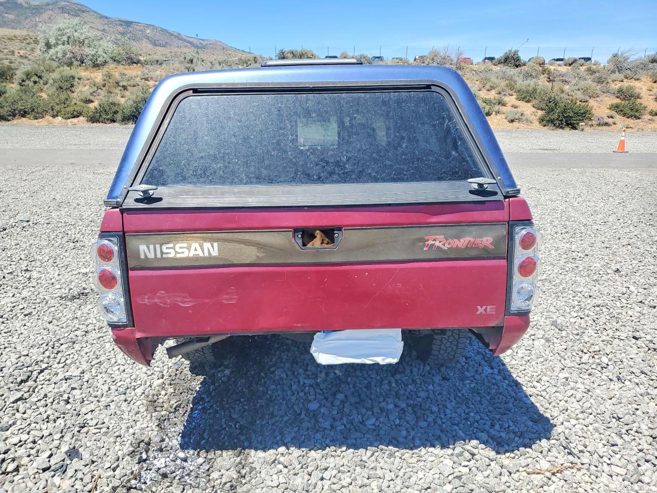 1998 Nissan Frontier Xe Red vin: 1N6DD26S1WC323682