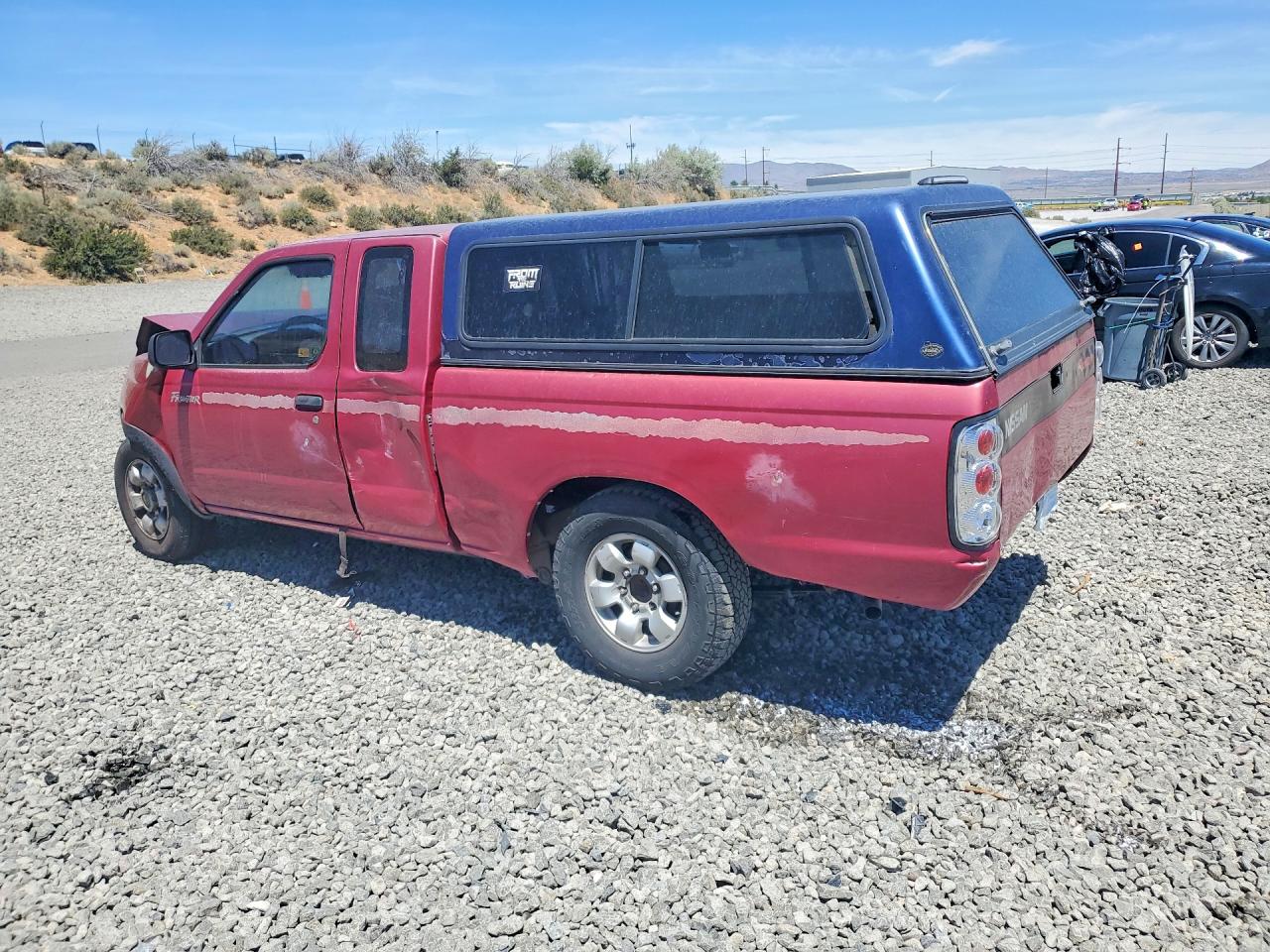 1998 Nissan Frontier Xe Red vin: 1N6DD26S1WC323682