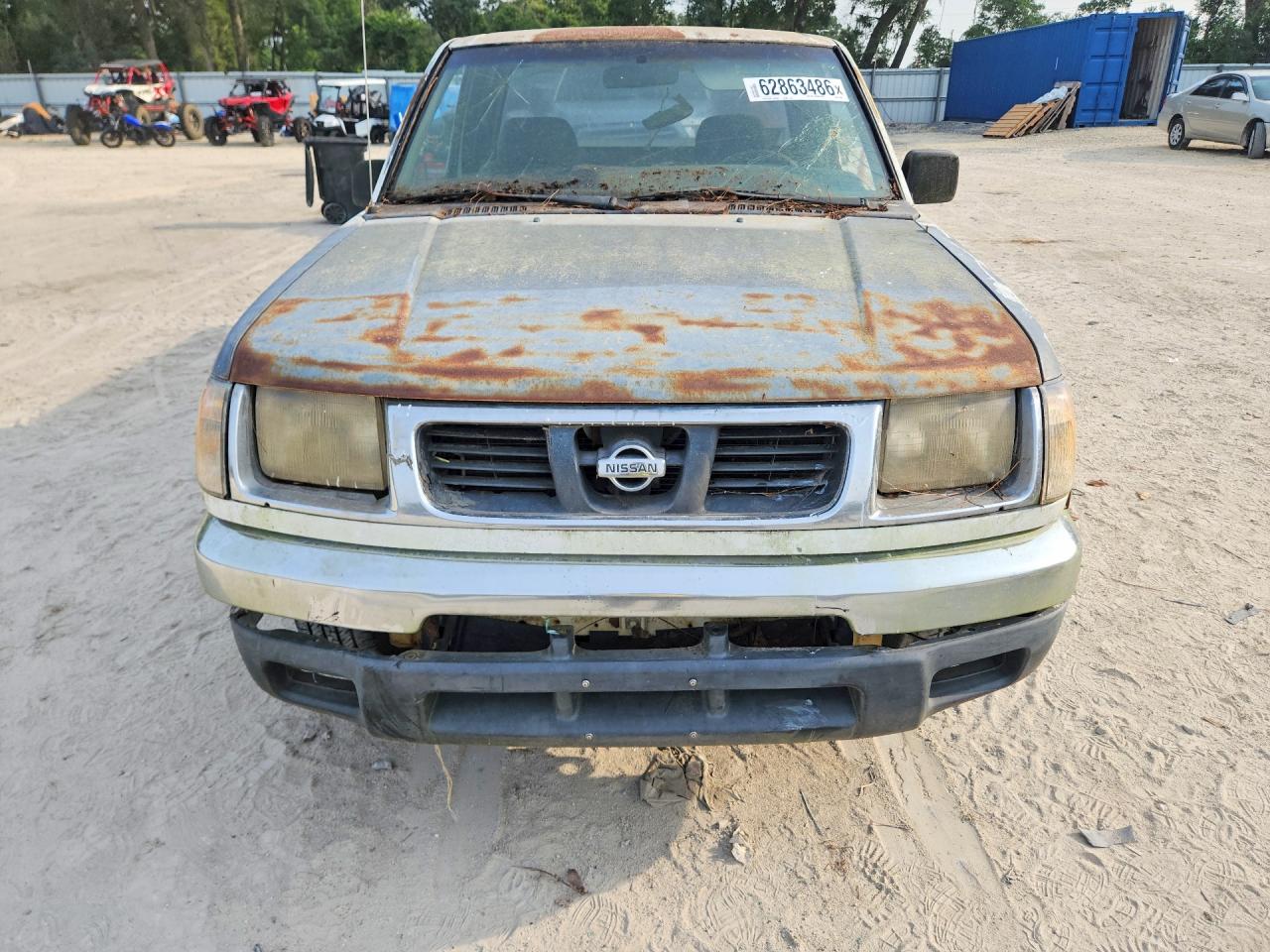 1998 Nissan Frontier Xe White vin: 1N6DD26S1WC381386