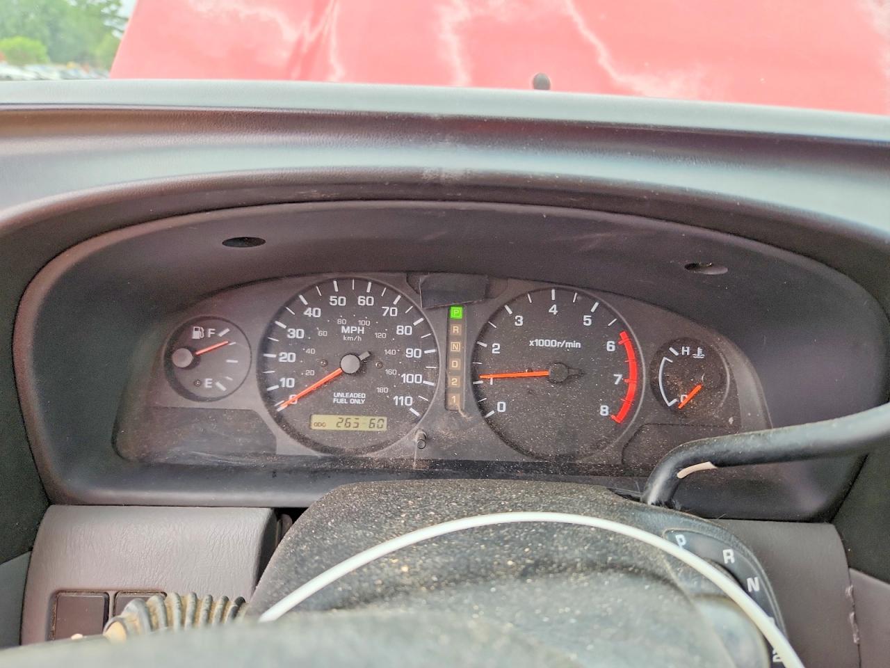 2000 Nissan Frontier King Cab Xe Red vin: 1N6DD26S1YC357706