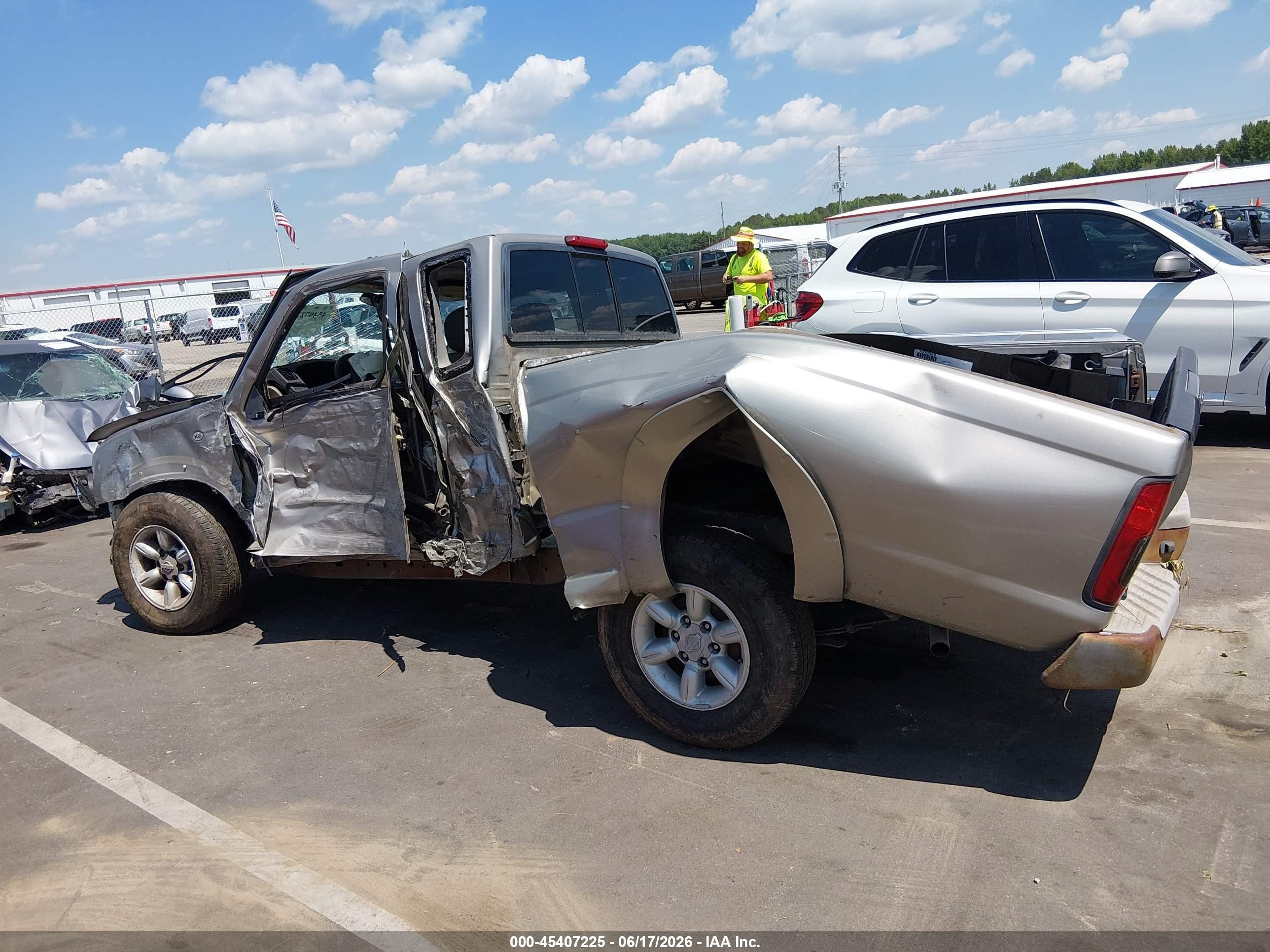 2001 Nissan Frontier Xe Champagne vin: 1N6DD26S21C375623