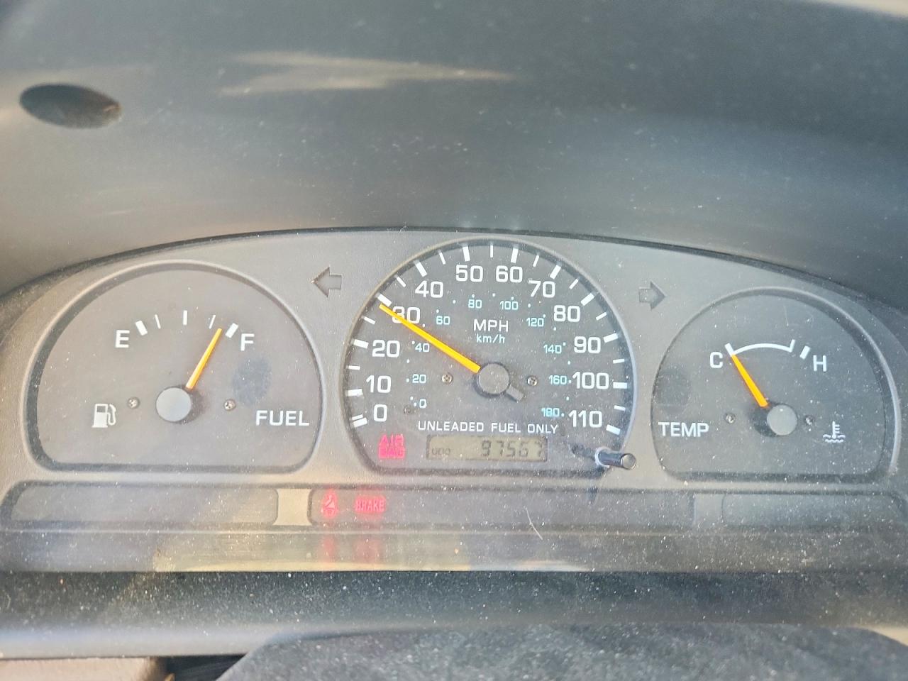 1998 Nissan Frontier Xe Золотой vin: 1N6DD26S2WC360613