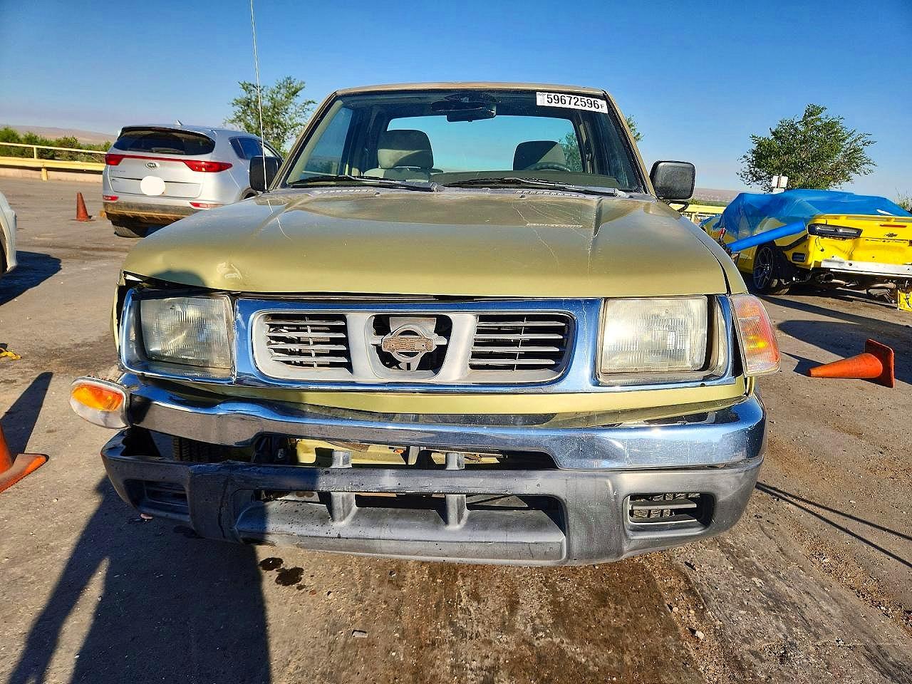 1998 Nissan Frontier Xe Золотой vin: 1N6DD26S2WC360613
