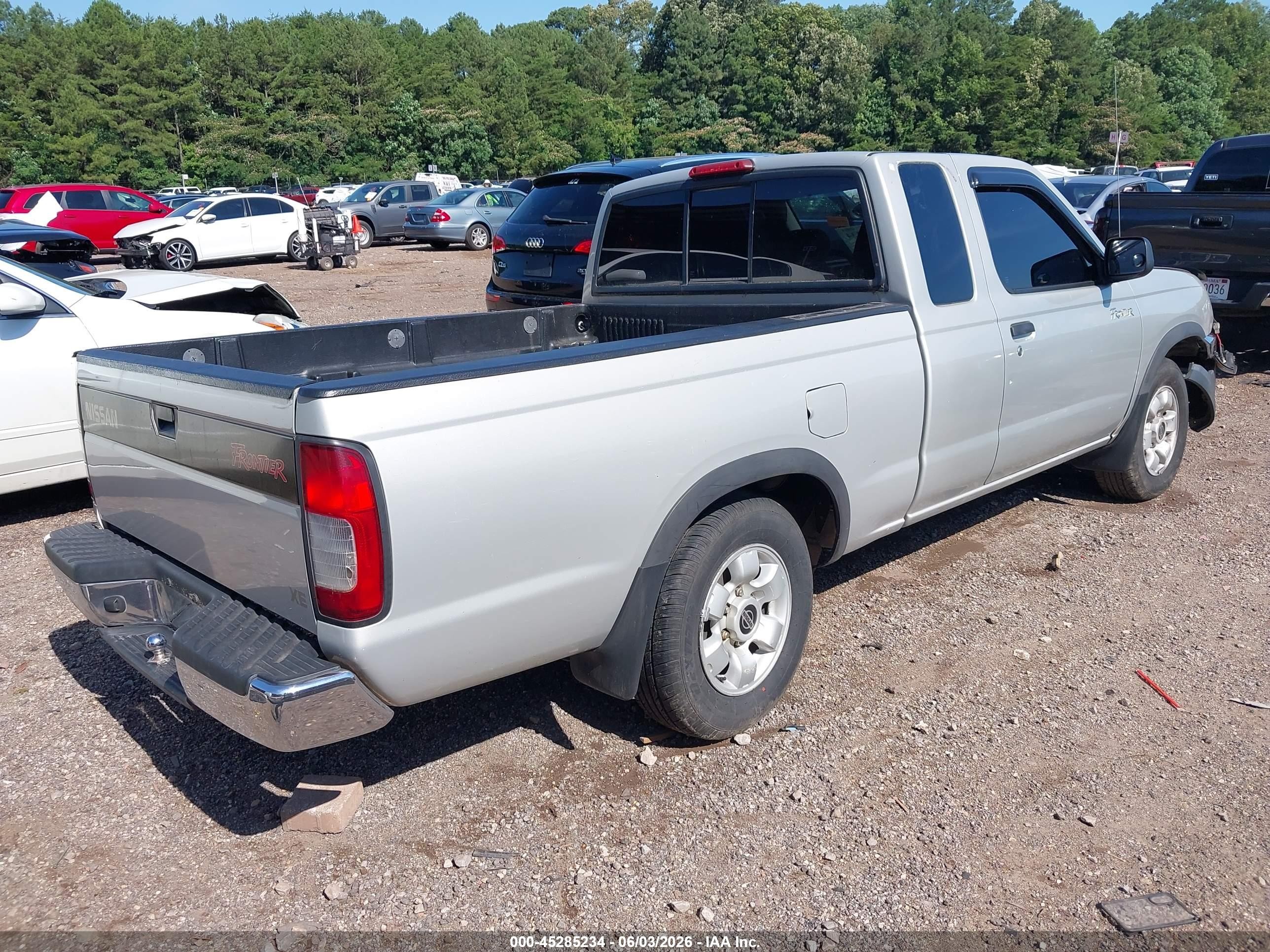 1998 Nissan Frontier Se/xe Silver vin: 1N6DD26S2WC385267