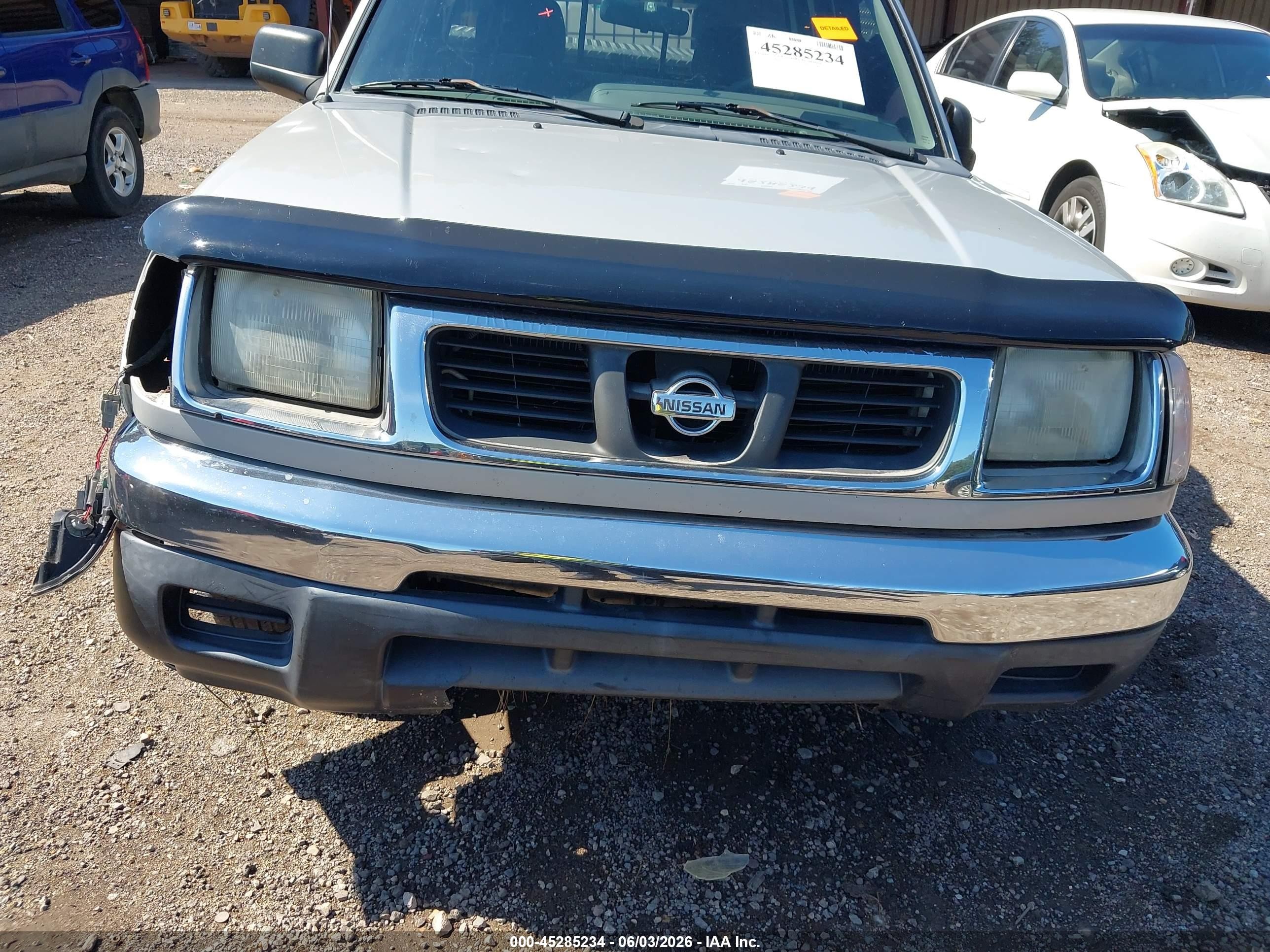 1998 Nissan Frontier Se/xe Silver vin: 1N6DD26S2WC385267