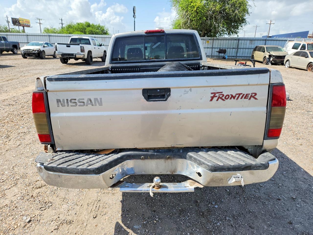 2000 Nissan Frontier King Cab Xe Brown vin: 1N6DD26S2YC358203