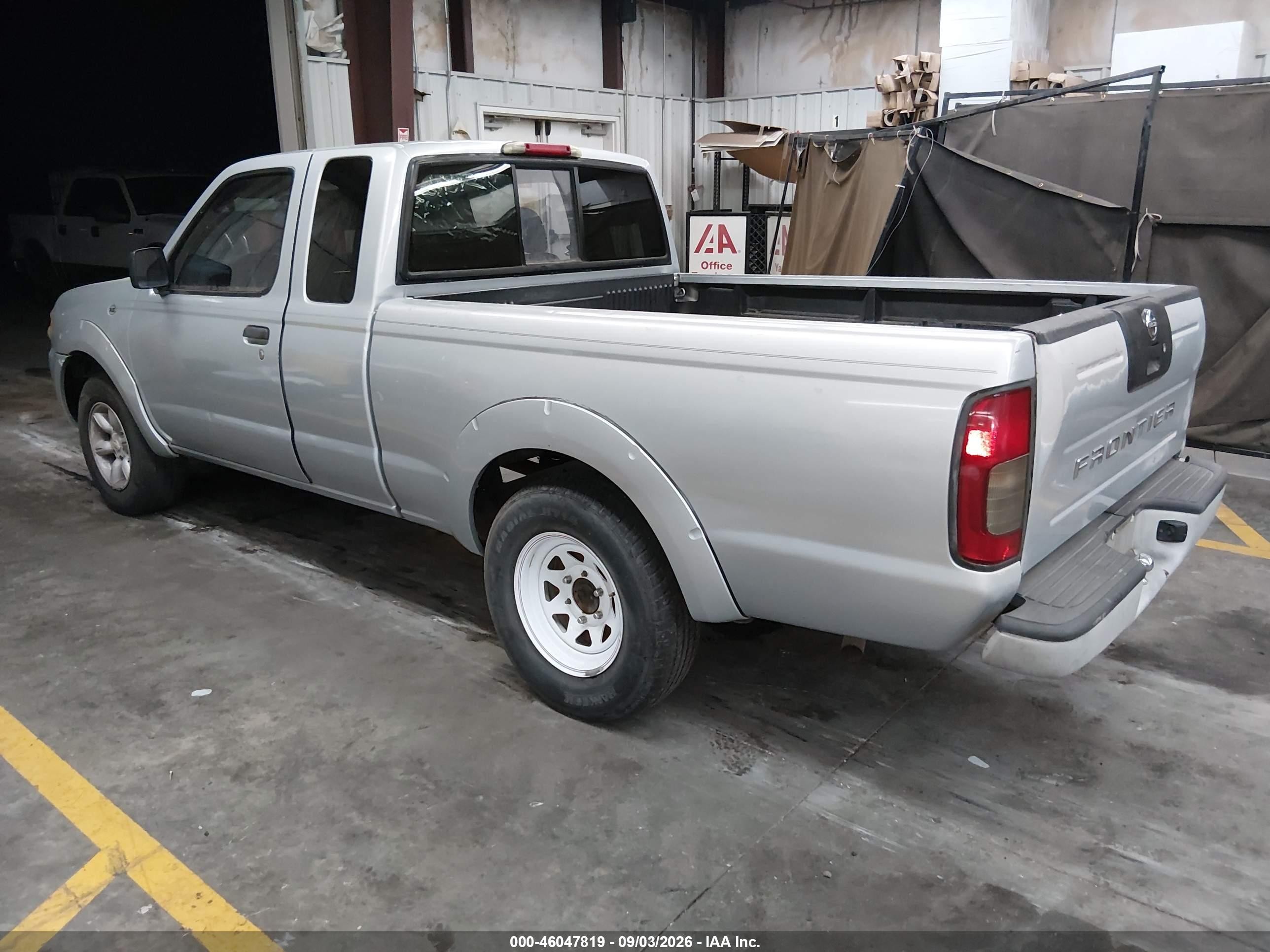 2002 Nissan Frontier Xe Gray vin: 1N6DD26S32C376233