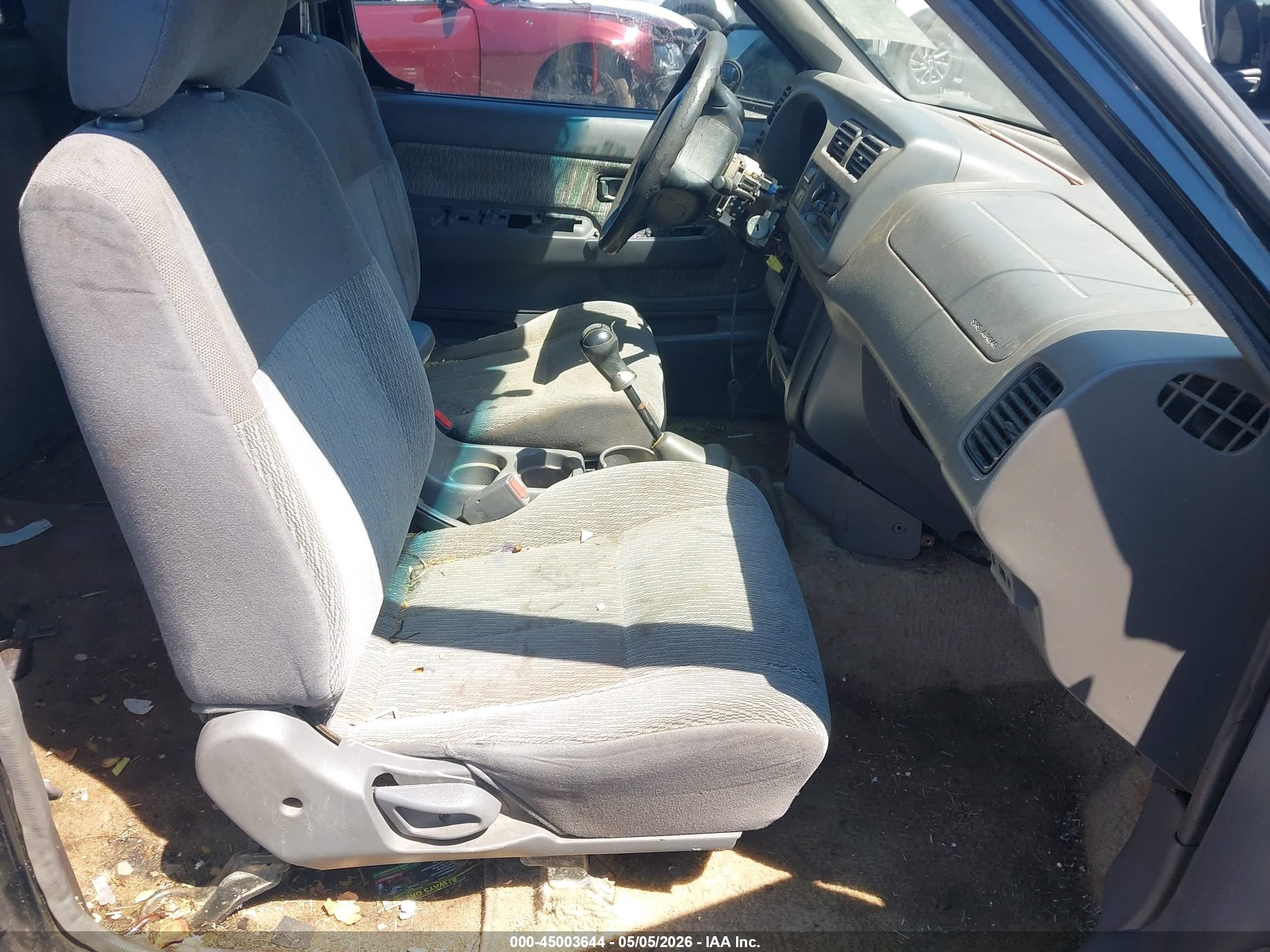 1998 Nissan Frontier Se/xe Black vin: 1N6DD26S3WC315759