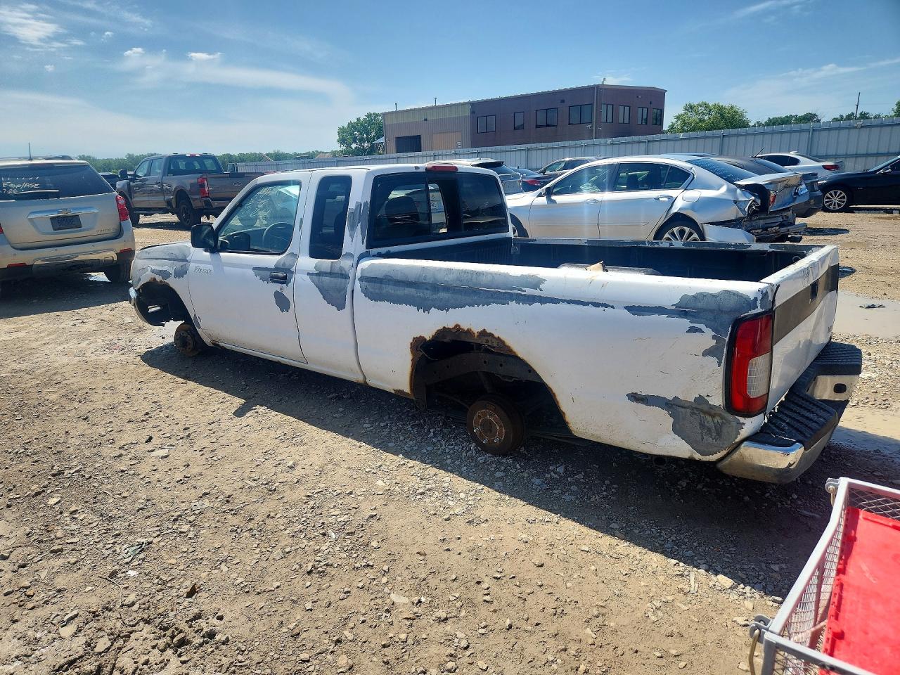 1999 Nissan Frontier Xe Белый vin: 1N6DD26S3XC319795
