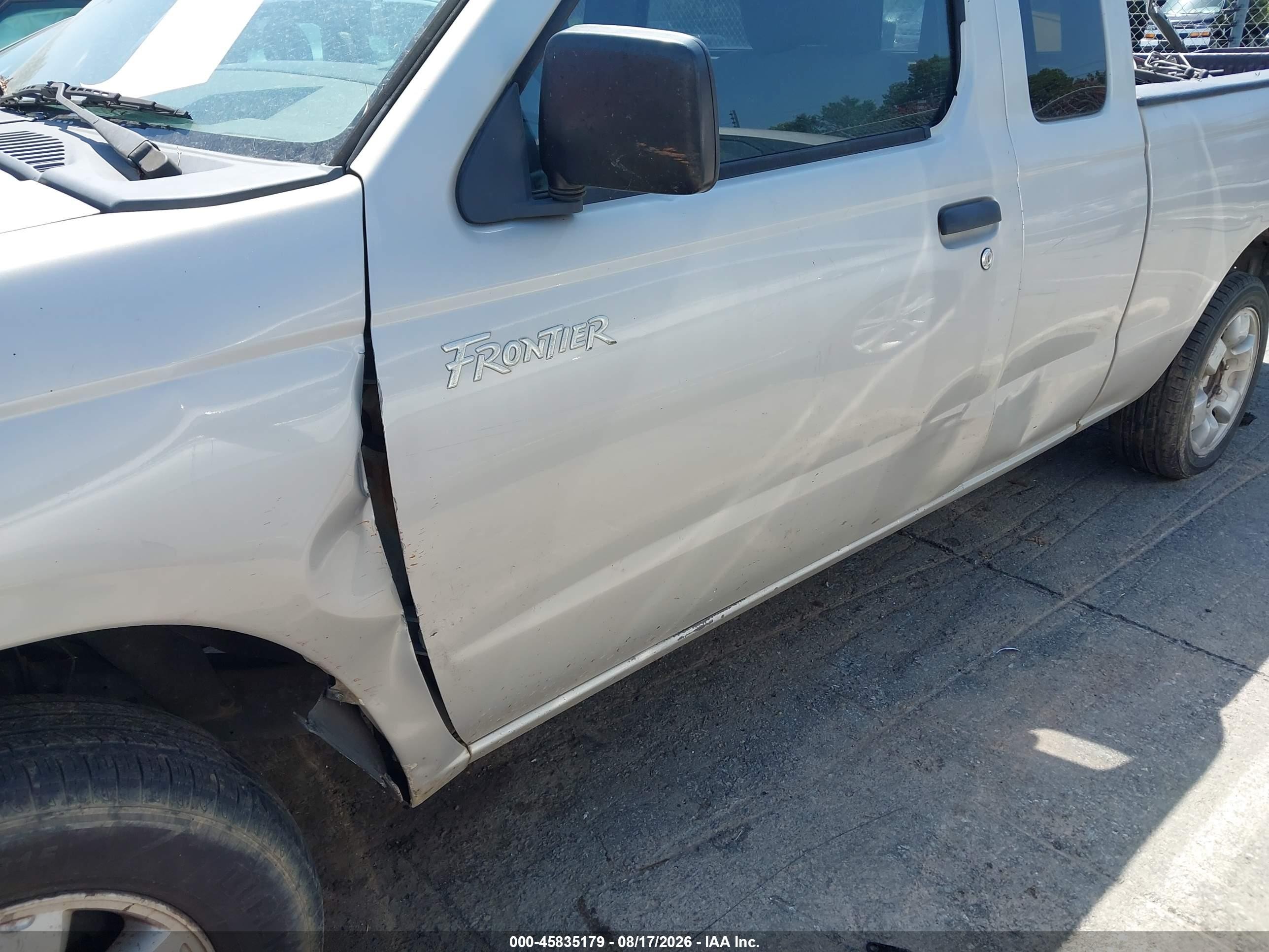 1999 Nissan Frontier Se/xe Silver vin: 1N6DD26S3XC339433