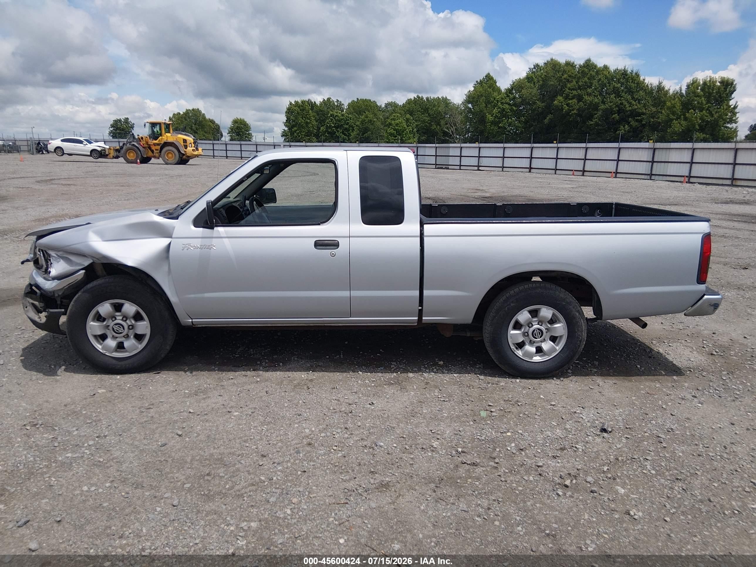 2000 Nissan Frontier Xe Silver vin: 1N6DD26S3YC353785