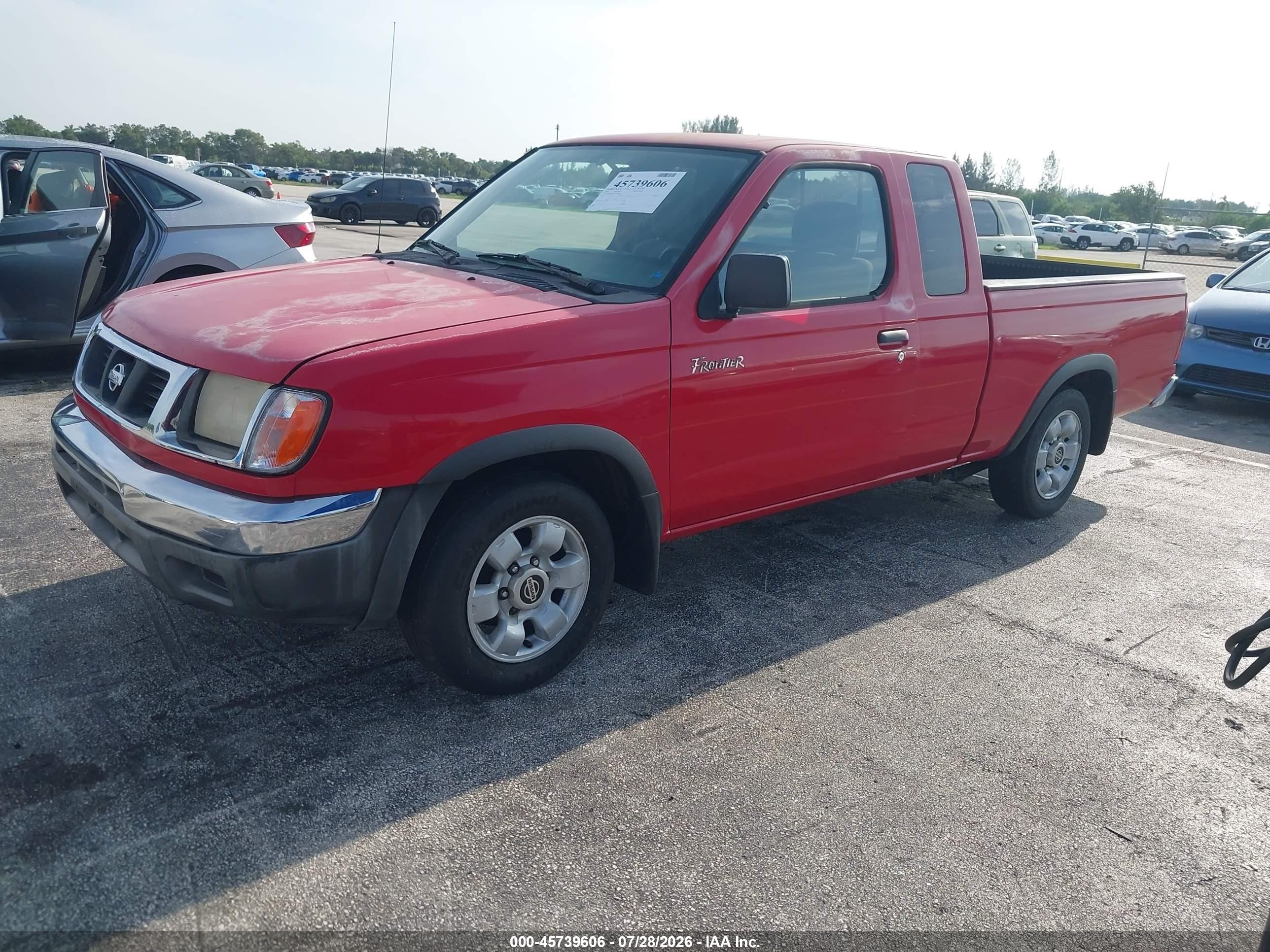 2000 Nissan Frontier Xe Red vin: 1N6DD26S3YC384440