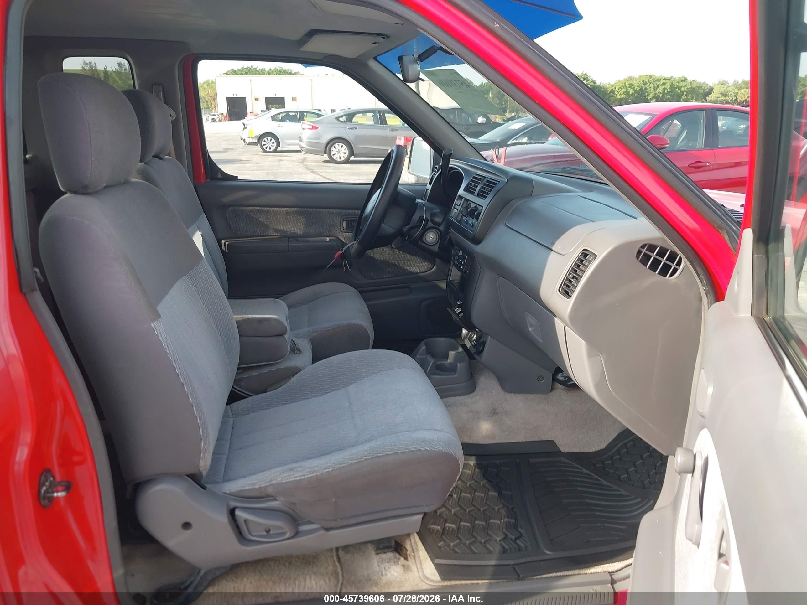 2000 Nissan Frontier Xe Red vin: 1N6DD26S3YC384440