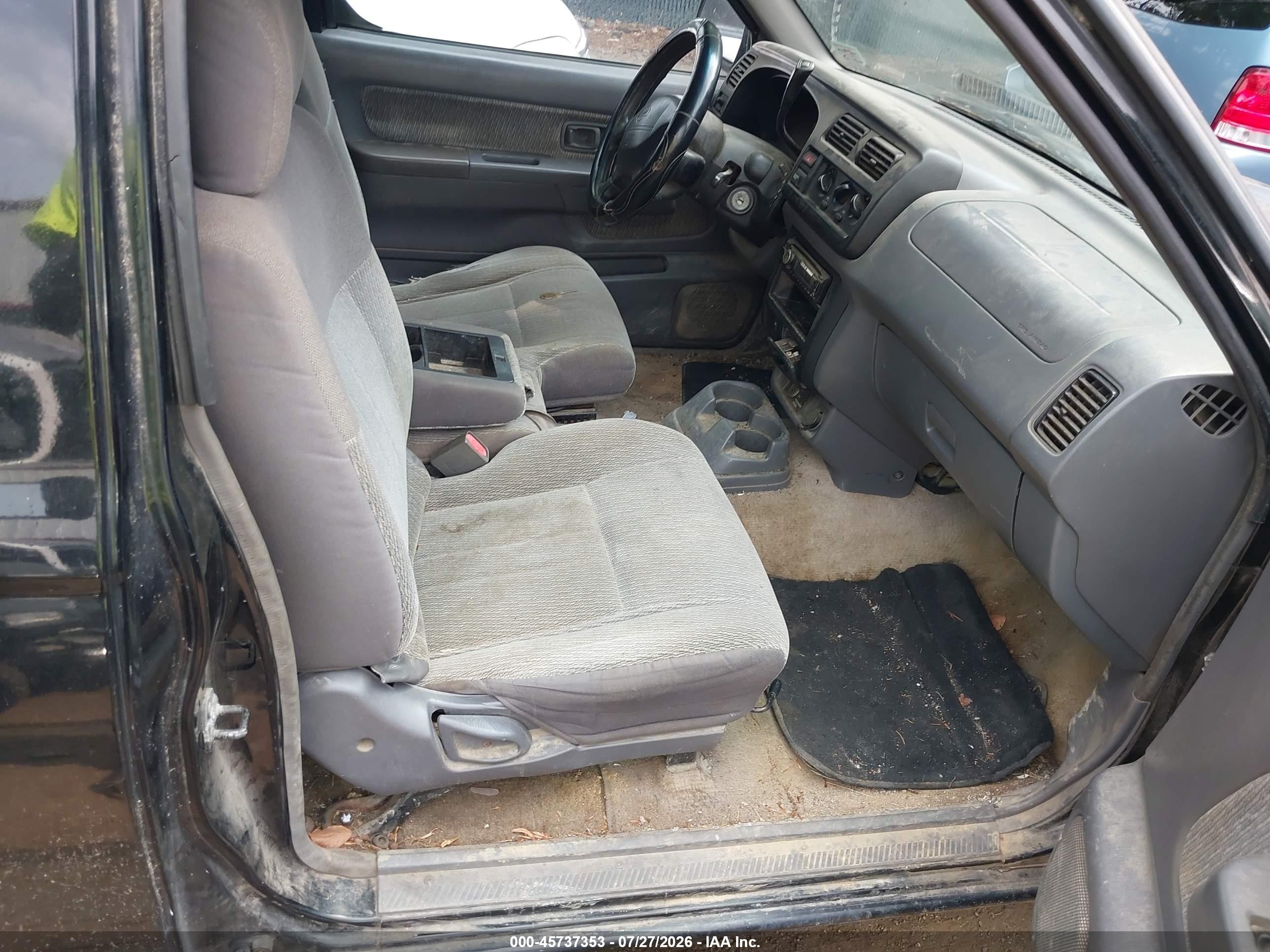 2000 Nissan Frontier Xe Black vin: 1N6DD26S3YC426606