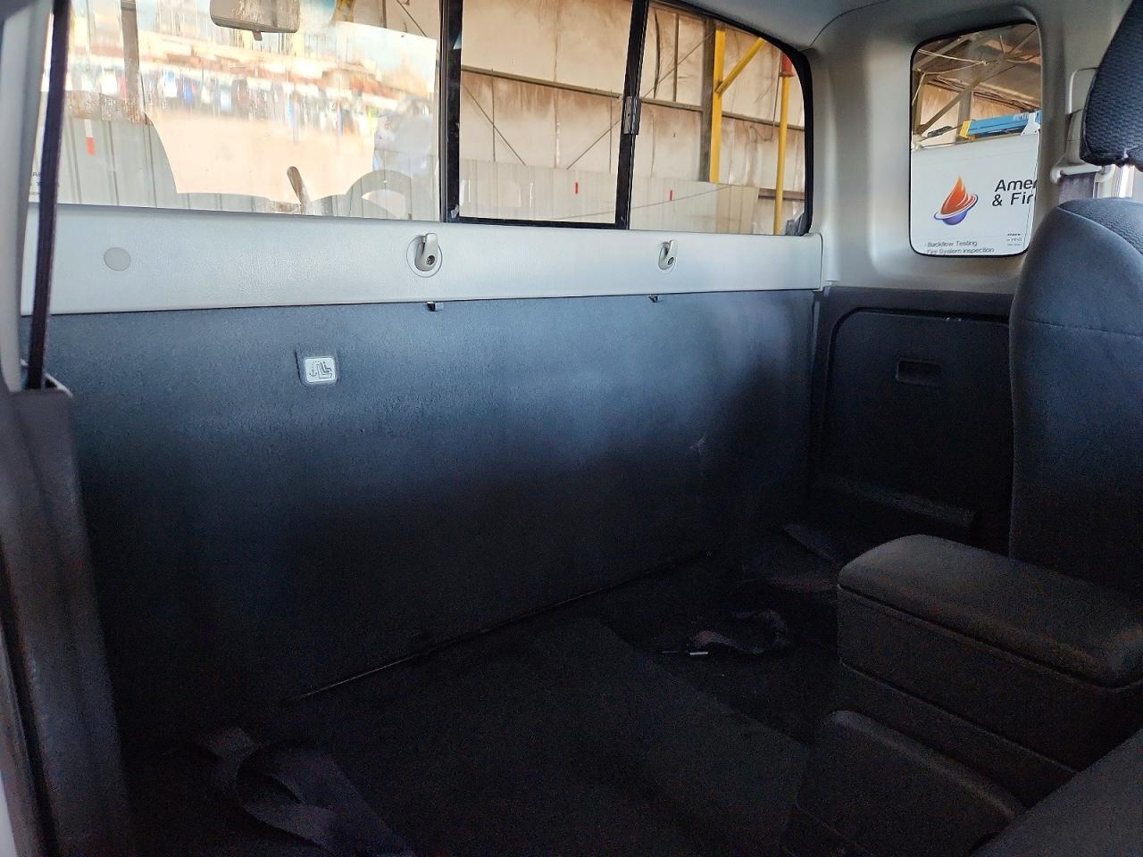 2002 Nissan Frontier Standard Silver vin: 1N6DD26S42C349588