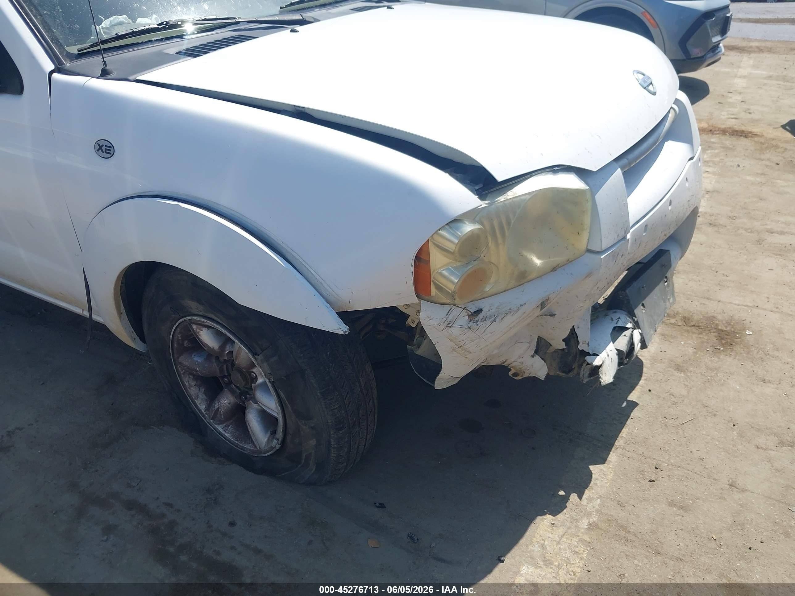 2002 Nissan Frontier Xe White vin: 1N6DD26S42C390674
