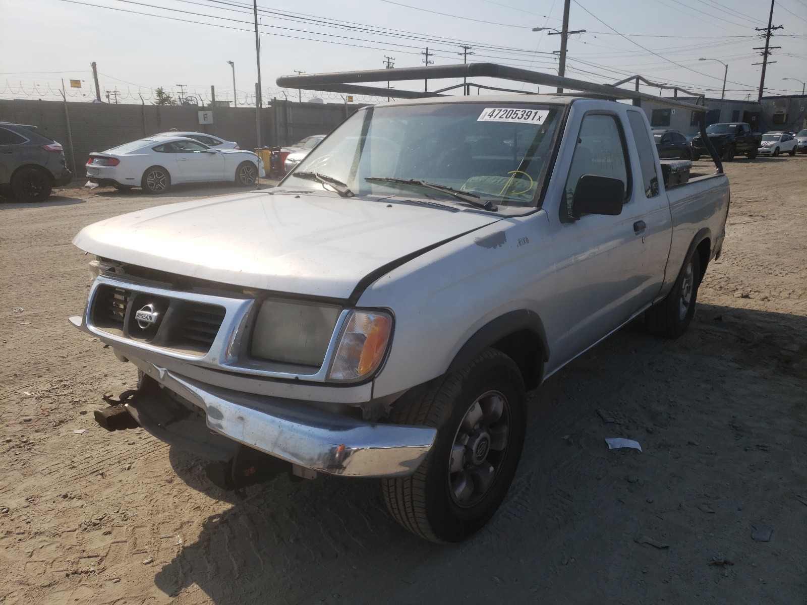 2000 Nissan Frontier King Cab Xe Silver vin: 1N6DD26S4YC334436