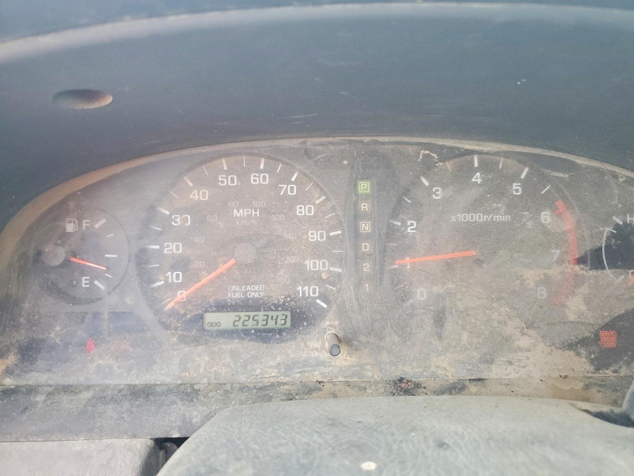 2000 Nissan Frontier Xe Green vin: 1N6DD26S4YC392272