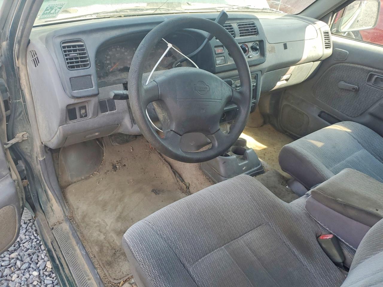 2000 Nissan Frontier Xe Green vin: 1N6DD26S4YC392272