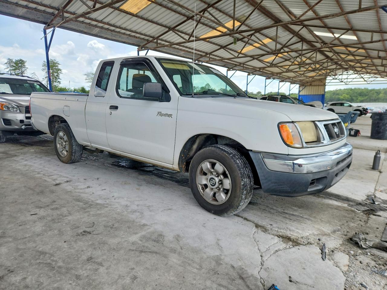 2000 Nissan Frontier Xe White vin: 1N6DD26S4YC396144