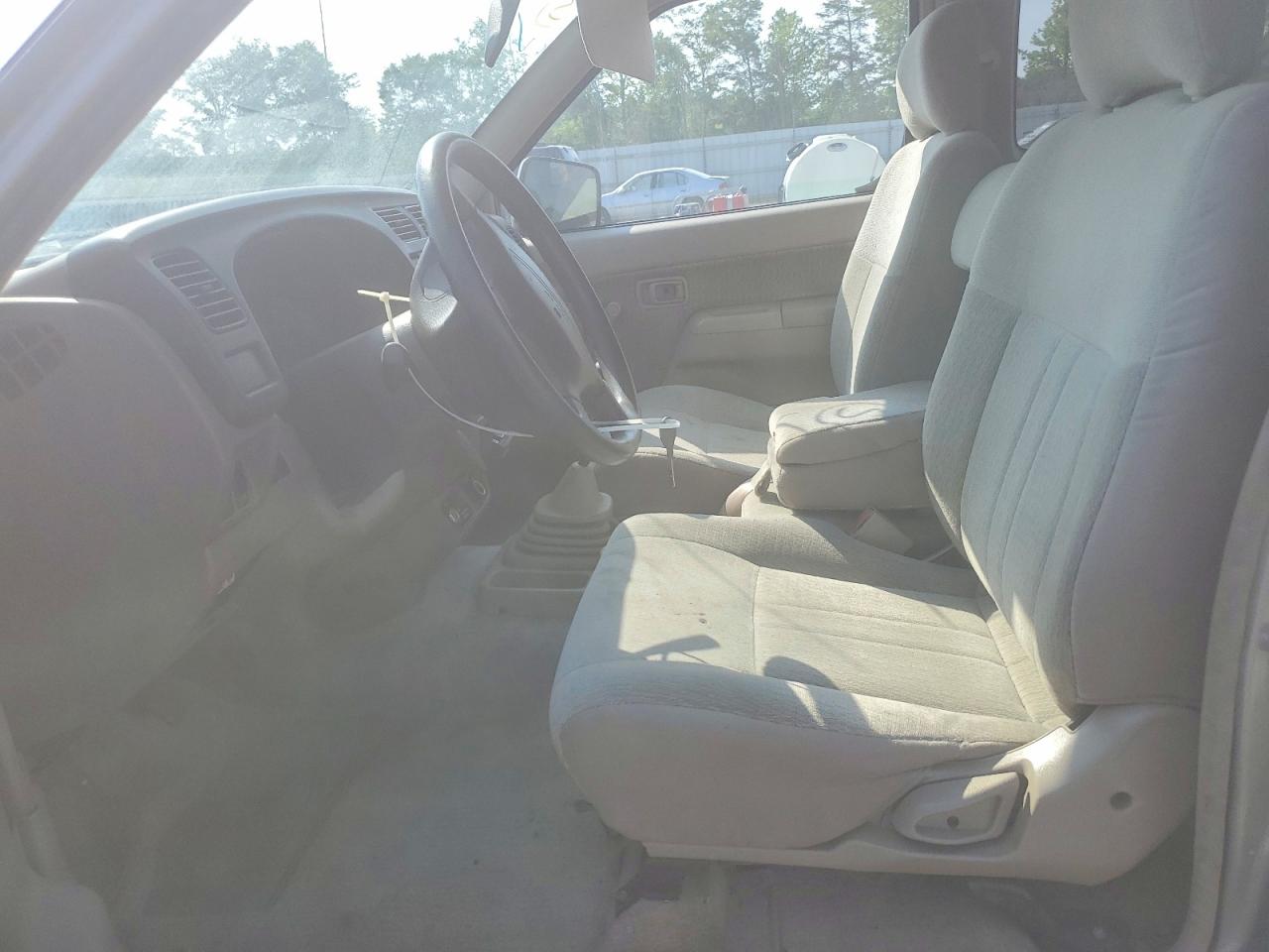 2000 Nissan Frontier King Cab Xe Tan vin: 1N6DD26S4YC412925