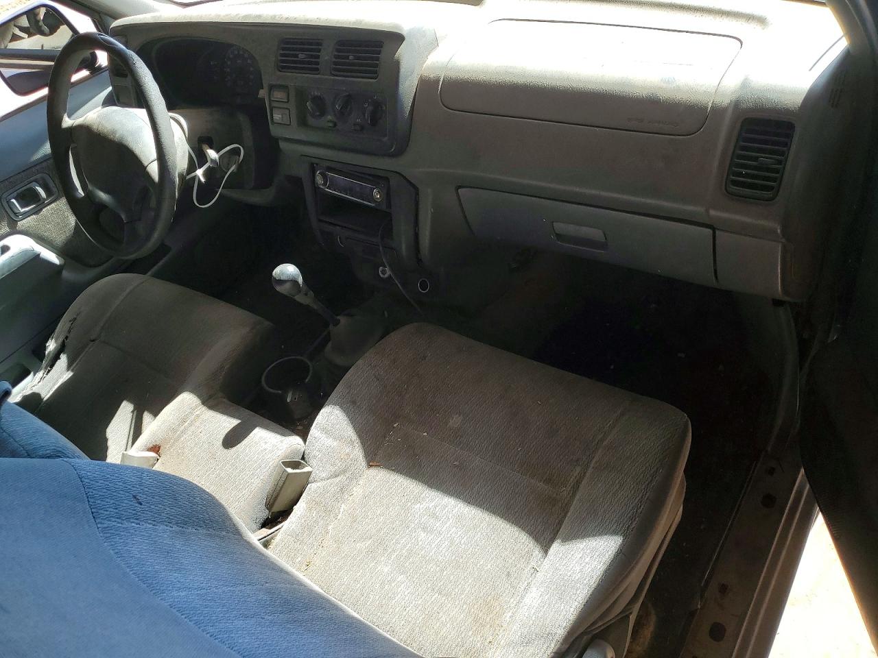 2000 Nissan Frontier King Cab Xe Blue vin: 1N6DD26S5YC401500