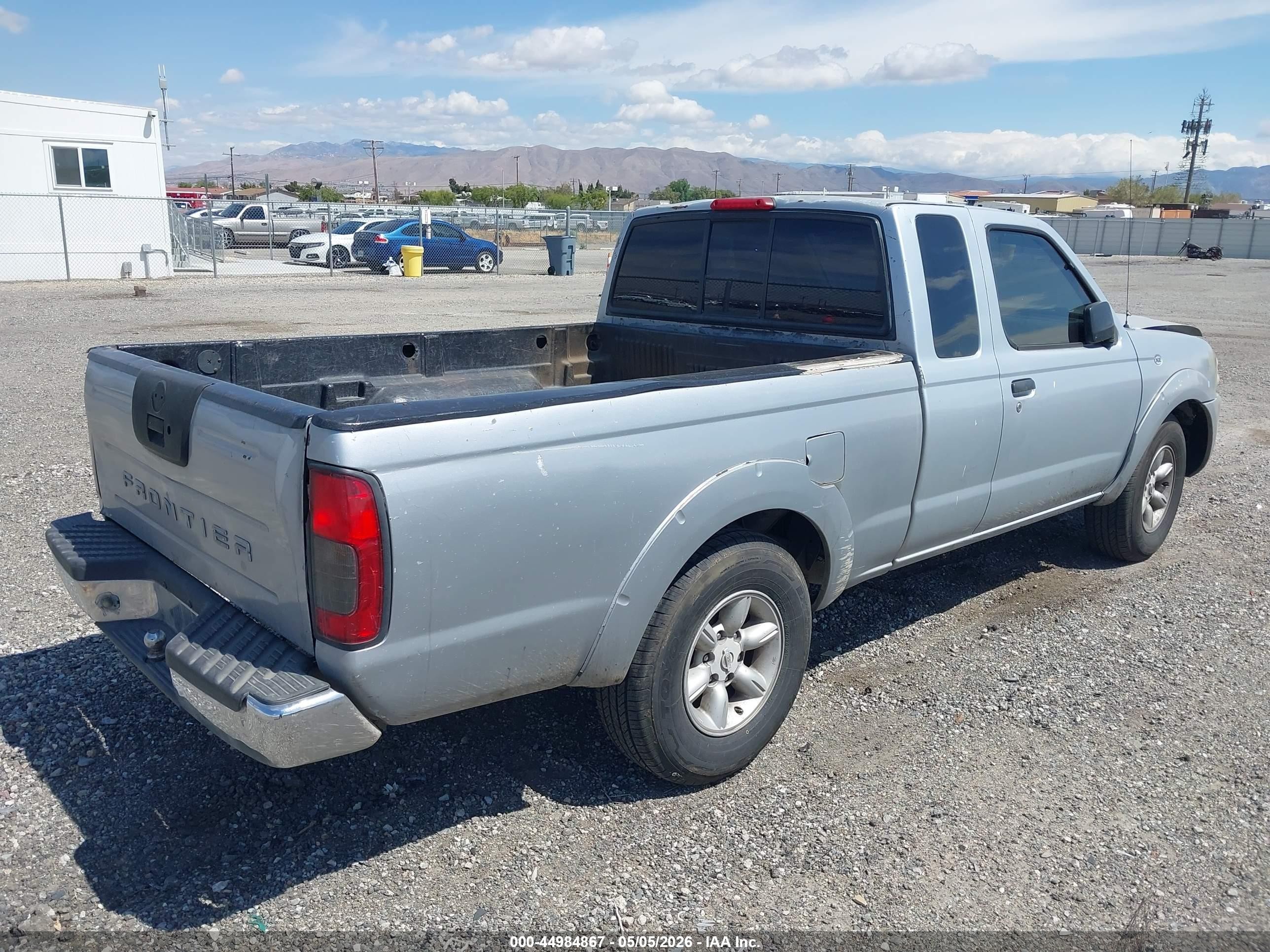 2001 Nissan Frontier Xe Silver vin: 1N6DD26S61C339093